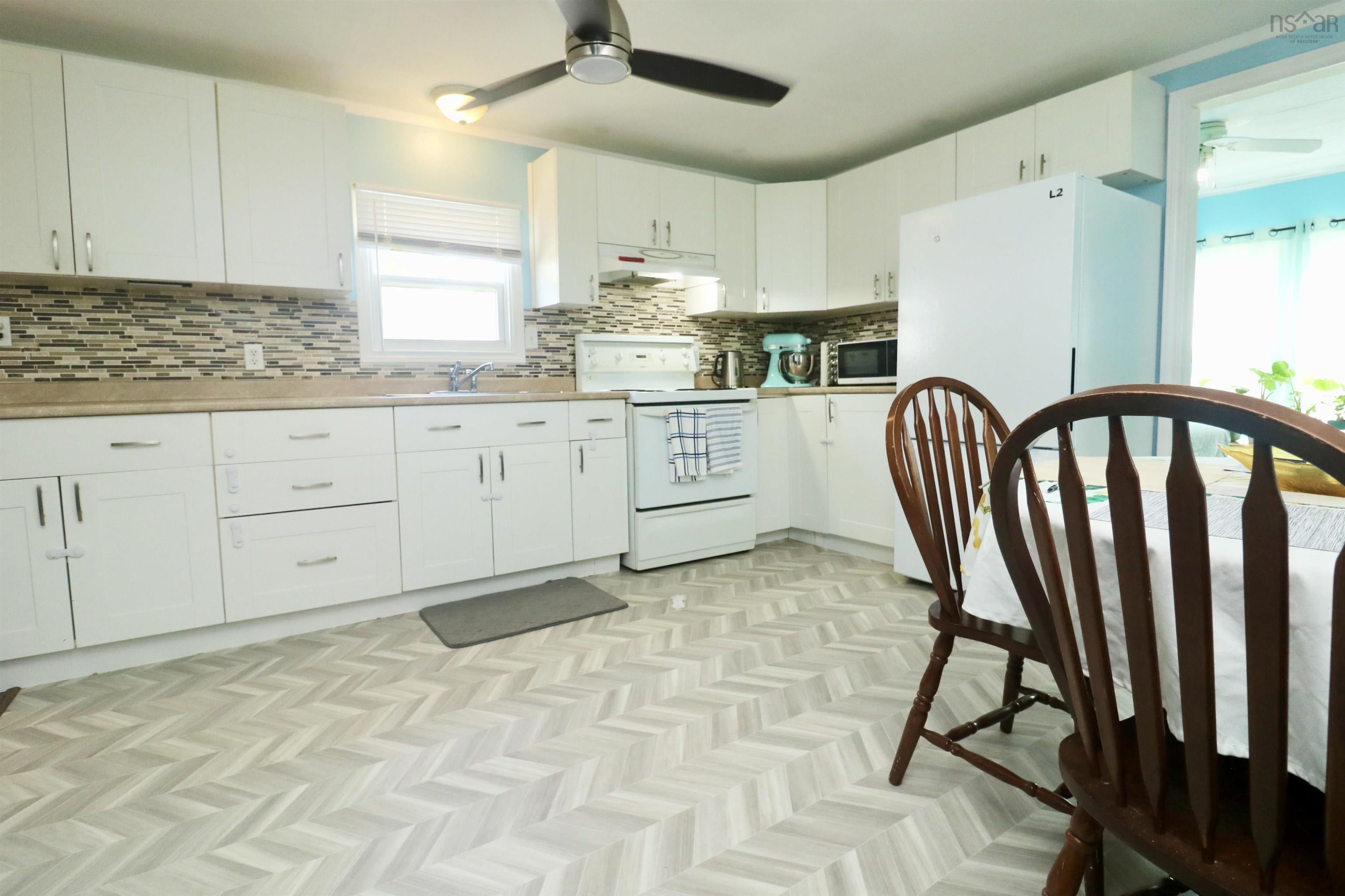 $194,900.00: 257 Parklane Drive, Lower Sackville