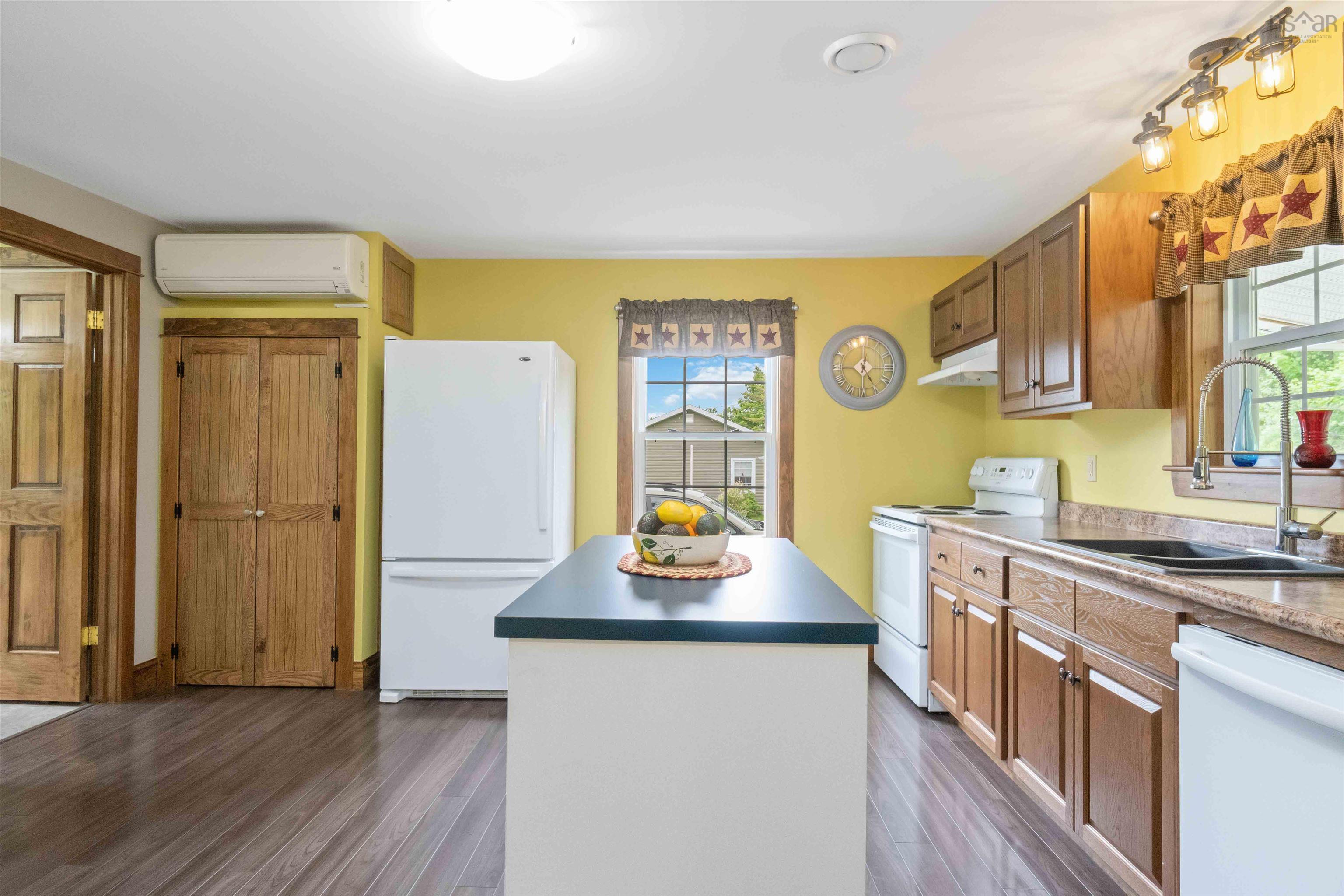 $279,900.00: 101 Second Avenue, Digby