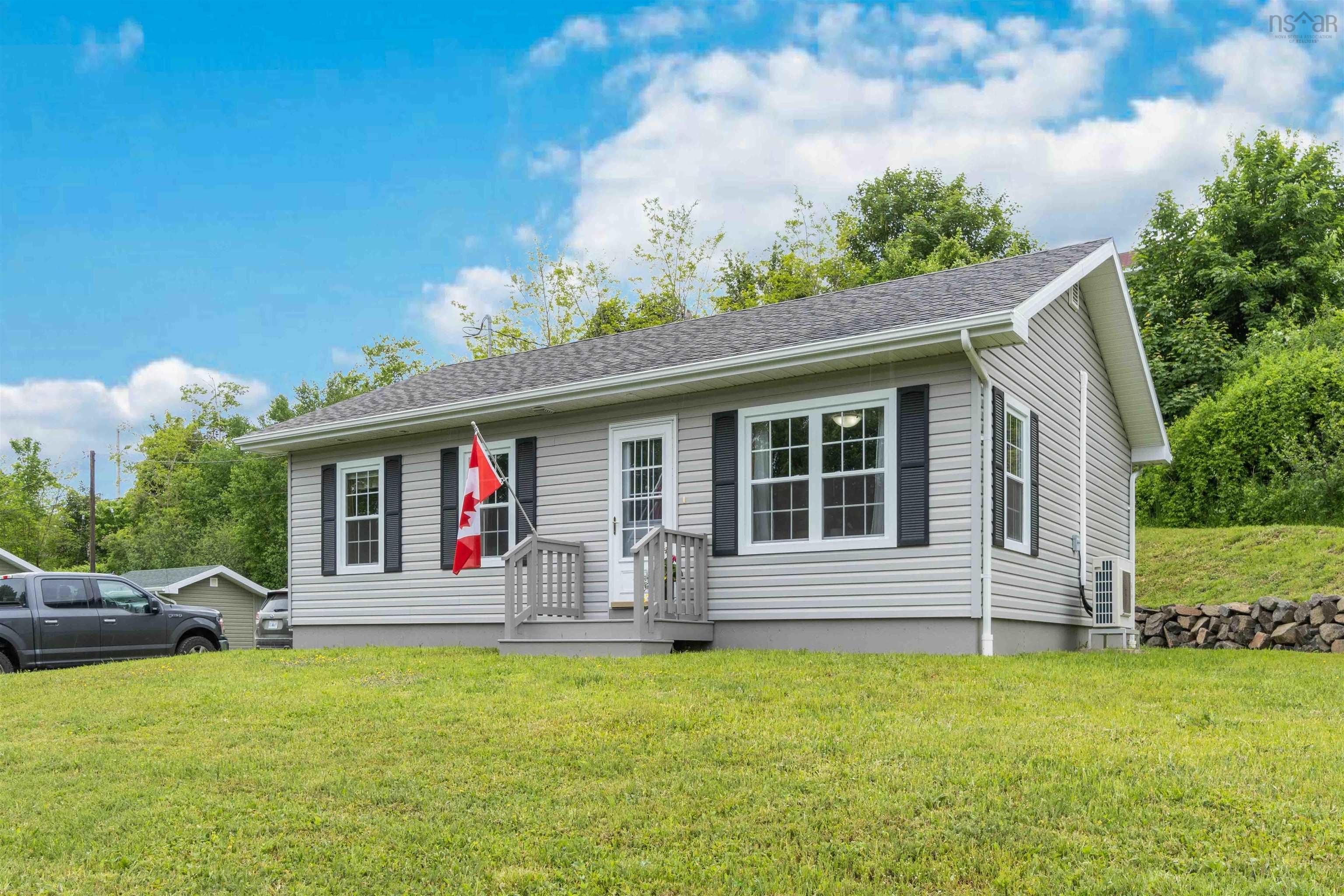 $279,900.00: 101 Second Avenue, Digby