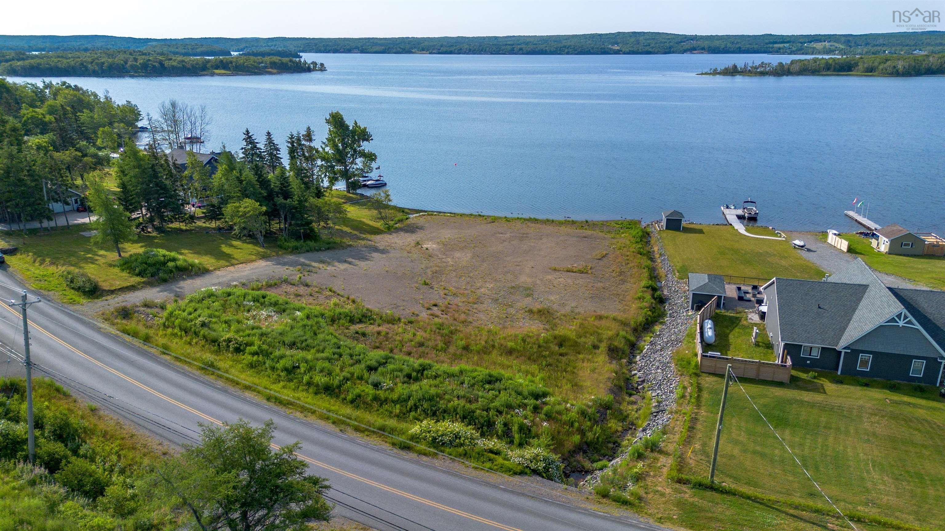 $304,995.00: 2020-2 Hillside Road, Albert Bridge