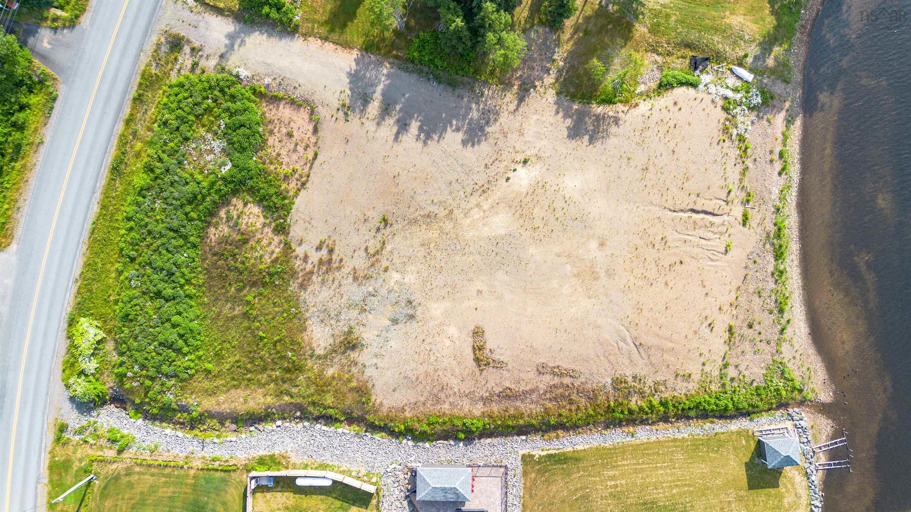 $304,995.00: 2020-2 Hillside Road, Albert Bridge