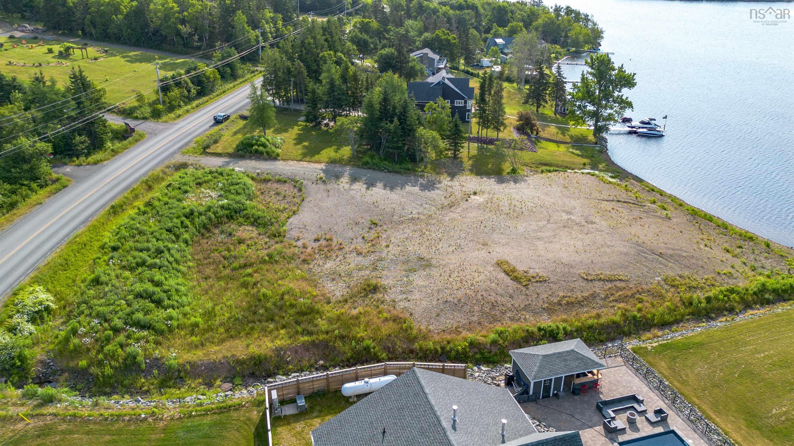 $304,995.00: 2020-2 Hillside Road, Albert Bridge