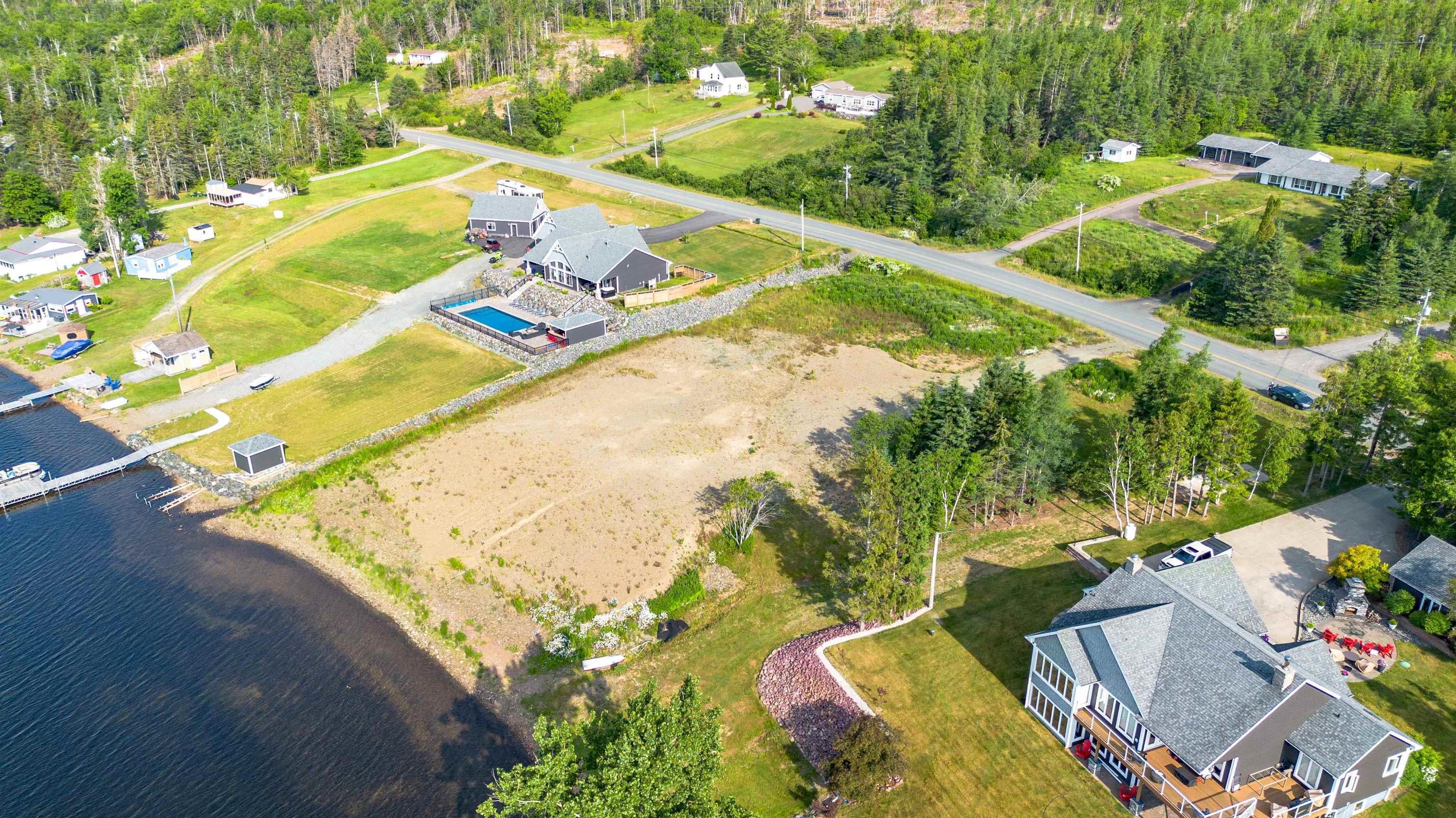 $304,995.00: 2020-2 Hillside Road, Albert Bridge