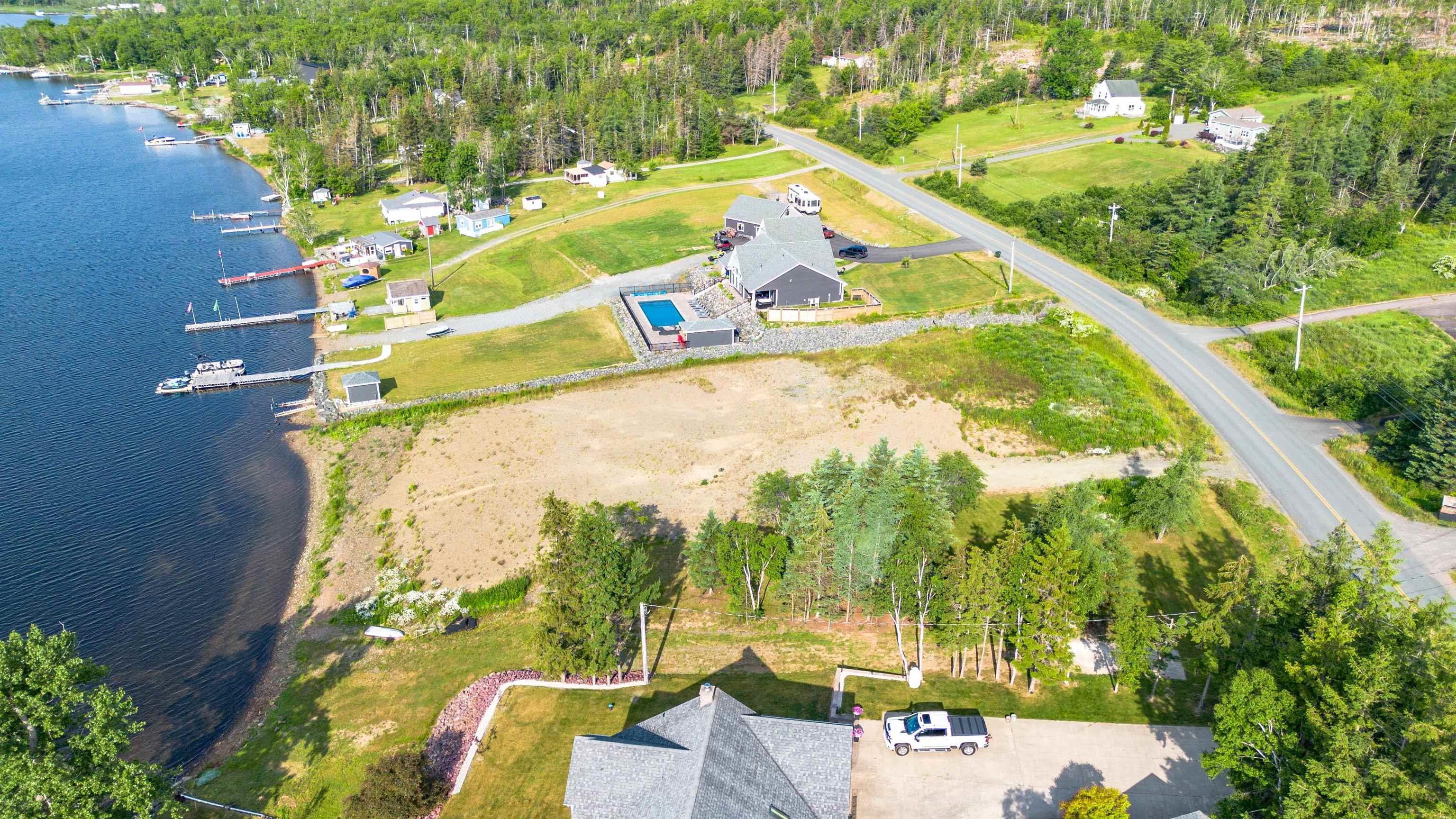 $304,995.00: 2020-2 Hillside Road, Albert Bridge