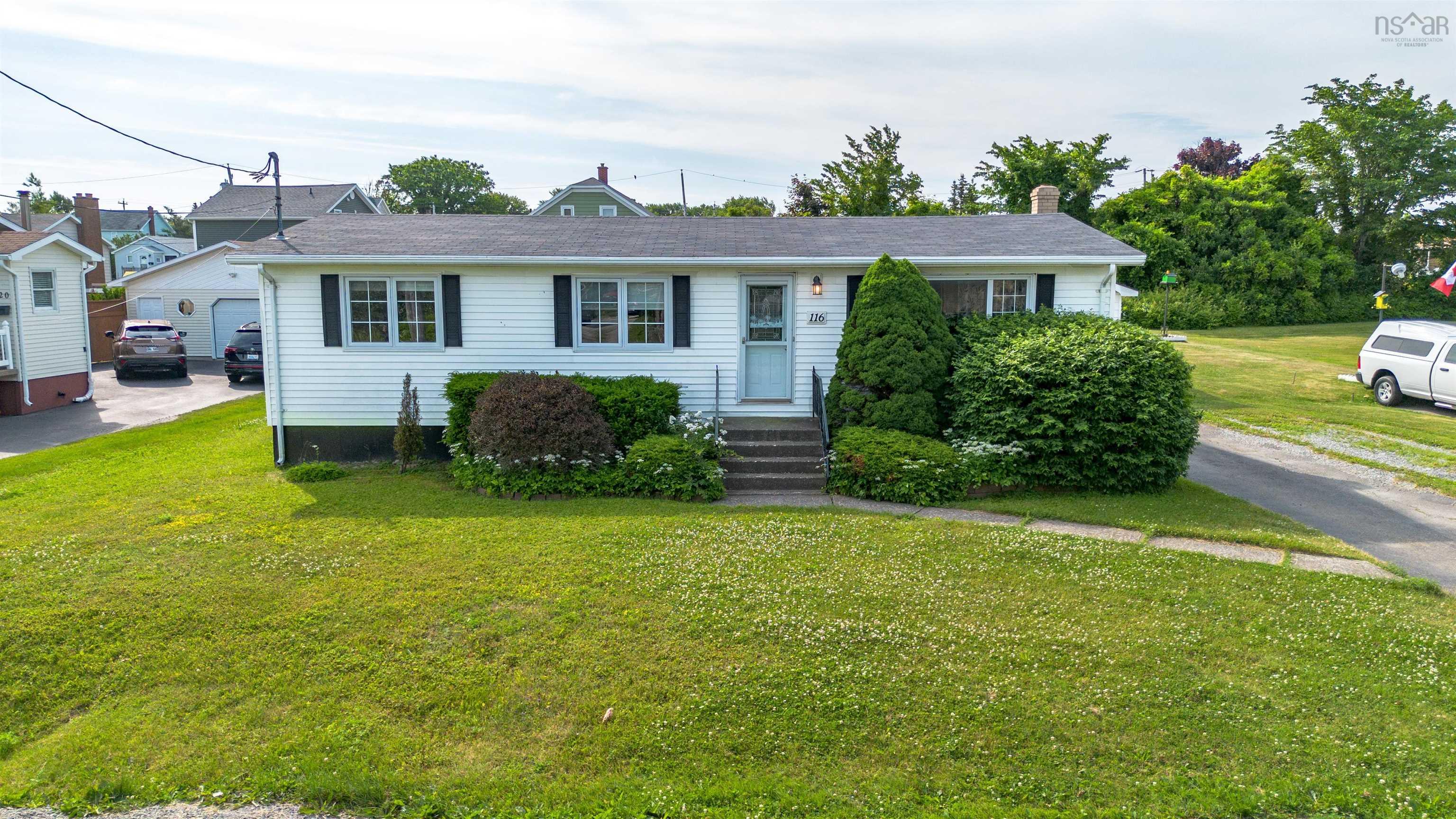 $314,995.00: 116 Brookland Street, Glace Bay