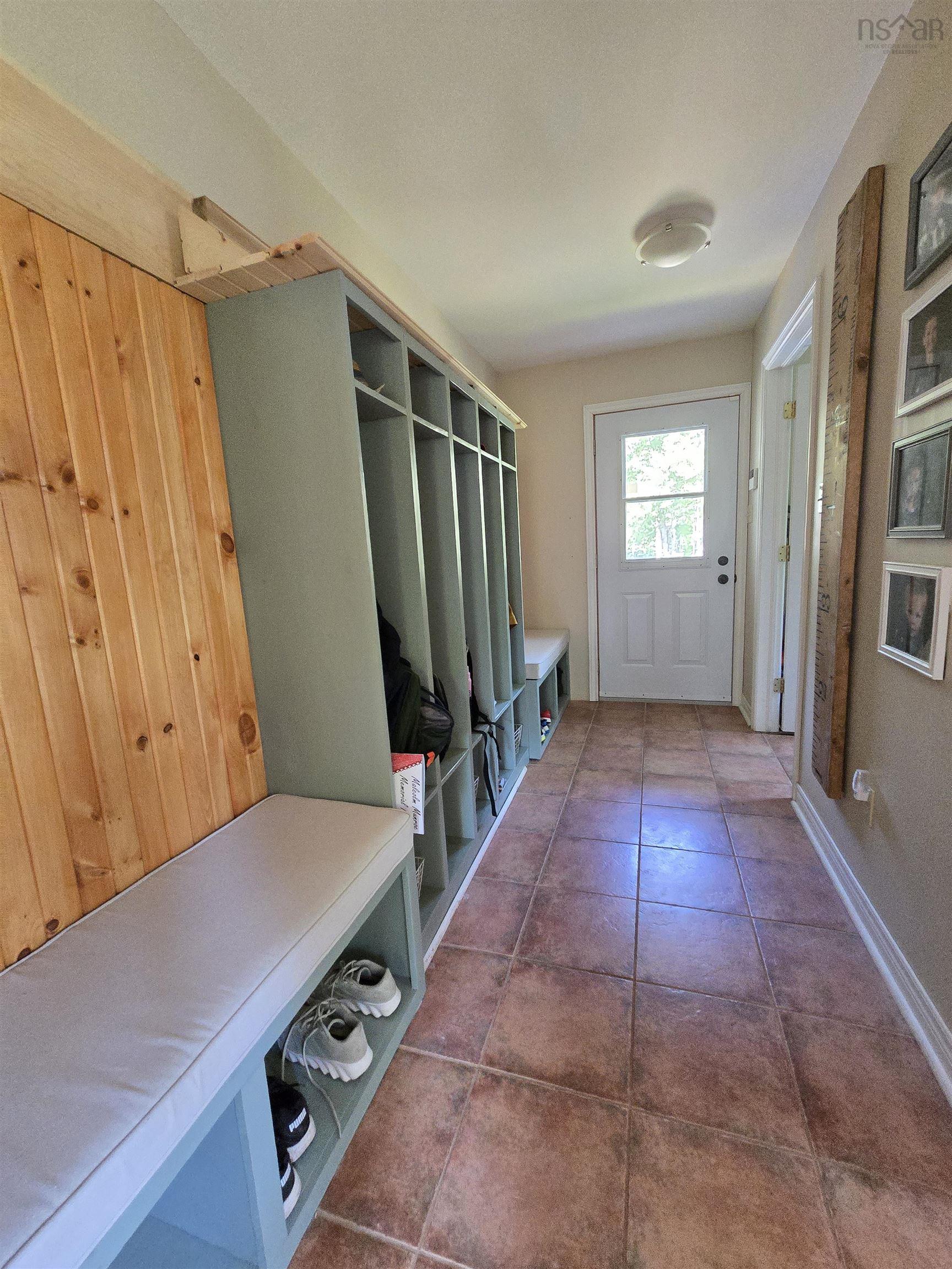 $549,900.00: 55 Tweednooge Place, East Bay