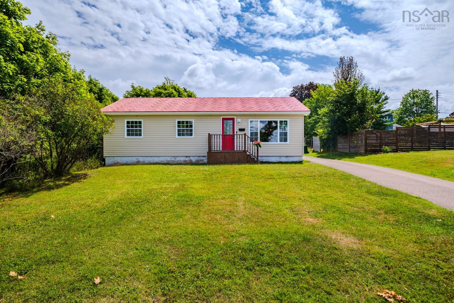 $273,000.00: 76 Lawnwood Drive, Truro