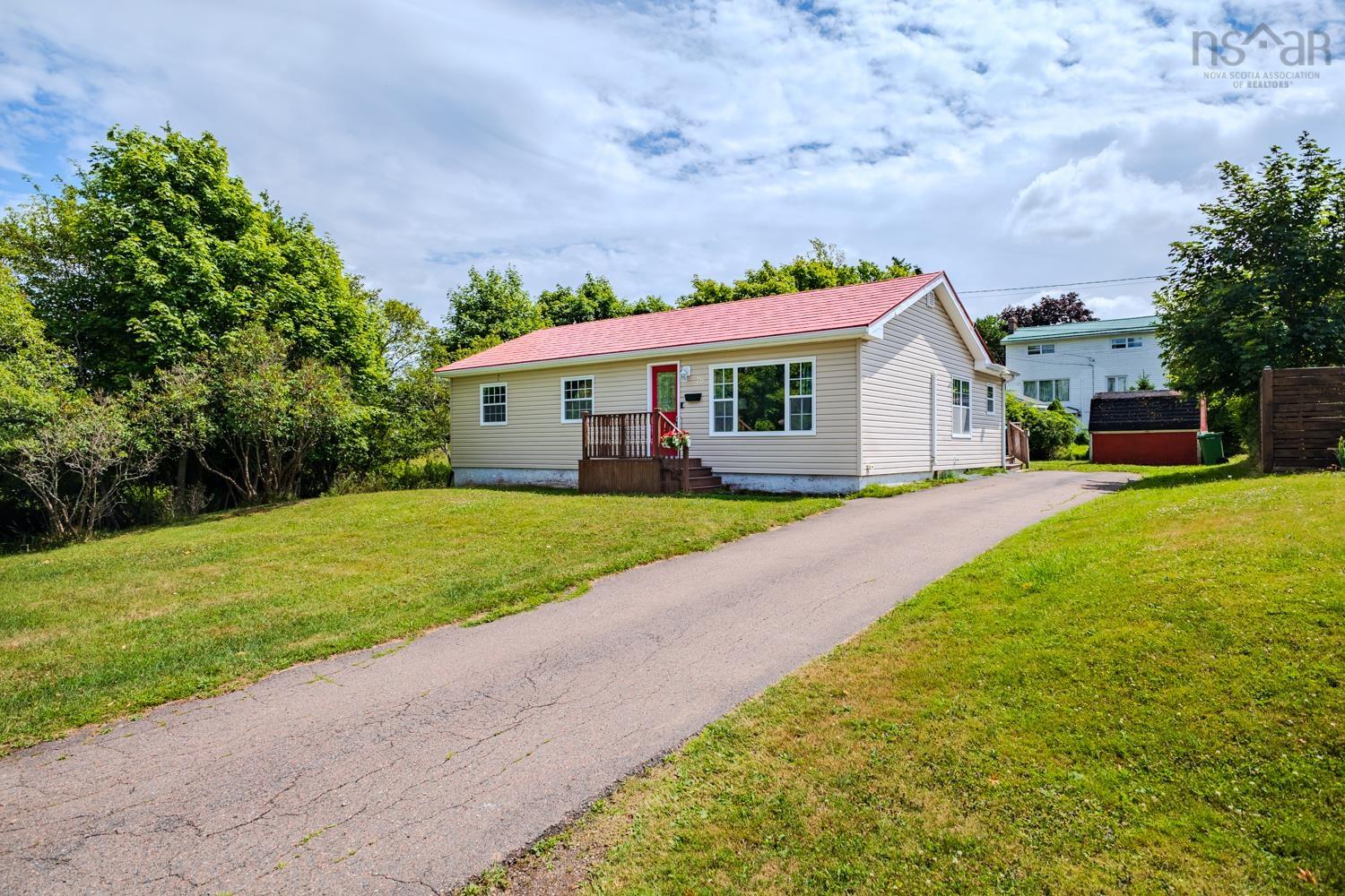 $273,000.00: 76 Lawnwood Drive, Truro