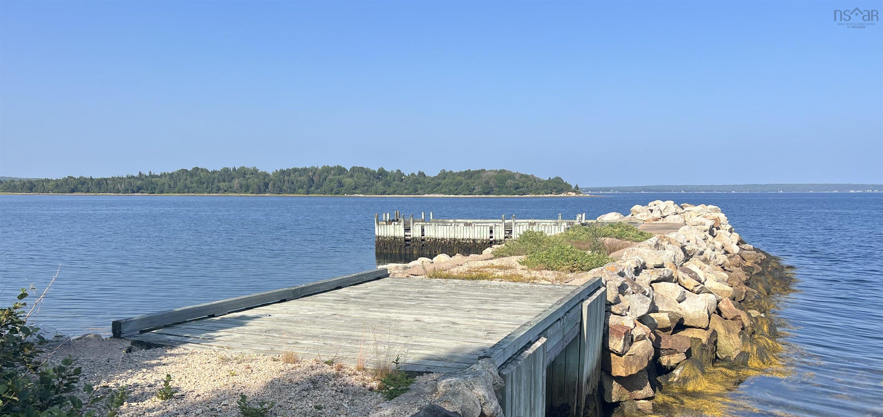 $1,249,000.00: 3 Chester Shore Road, Chester