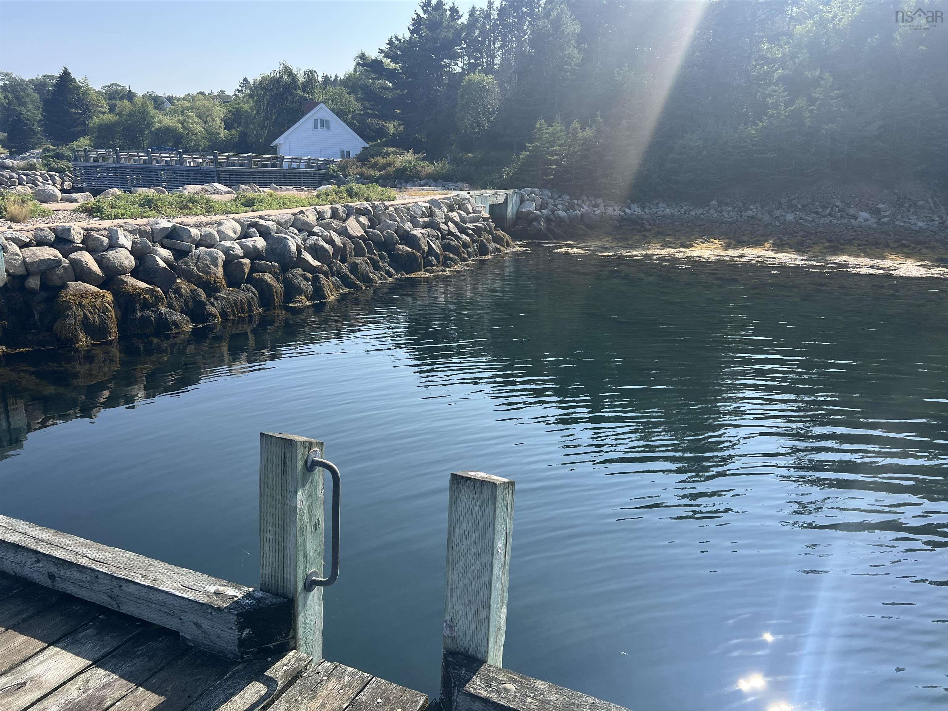 $1,249,000.00: 3 Chester Shore Road, Chester