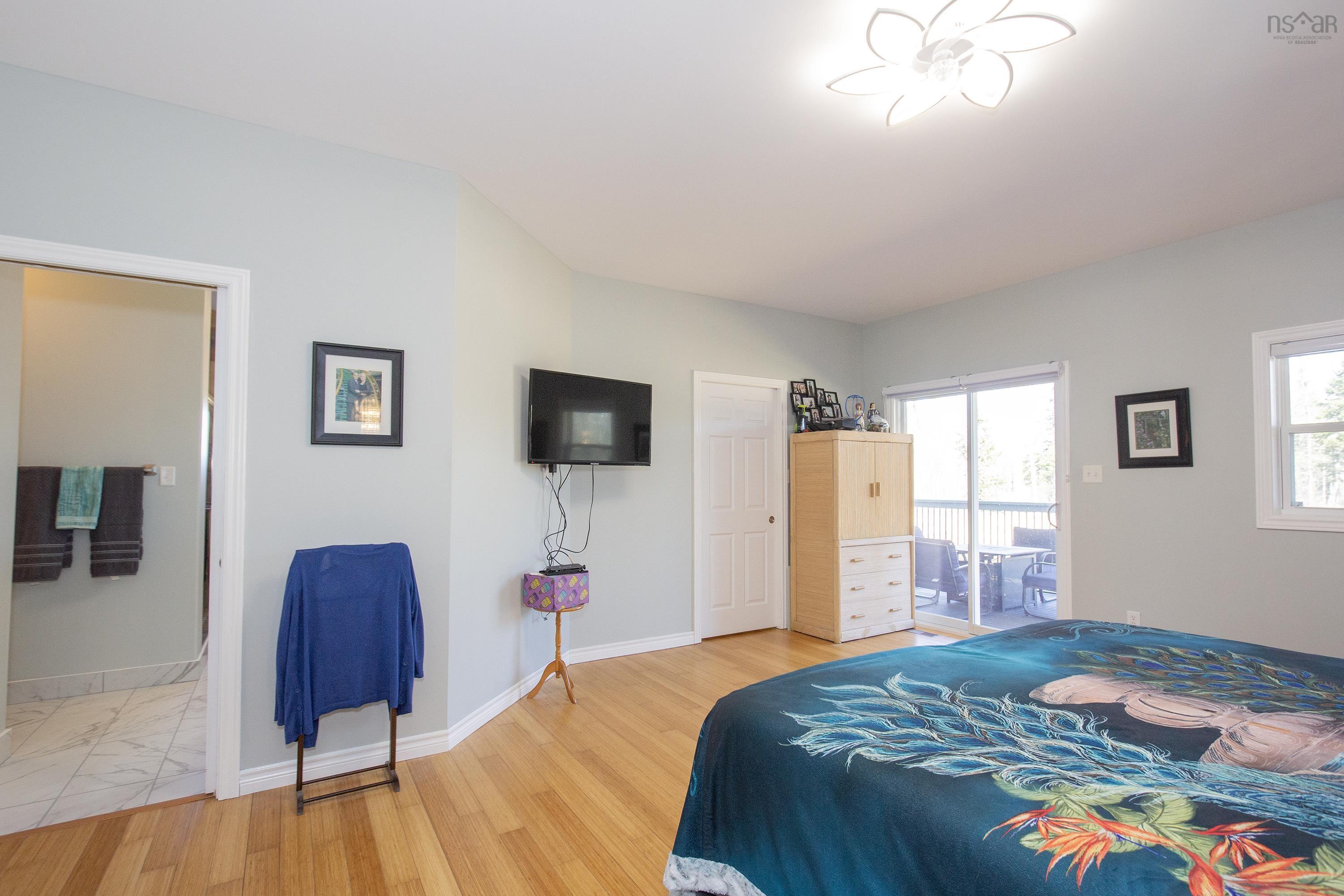 $799,900.00: 158 Robinson Road, Amherst Head