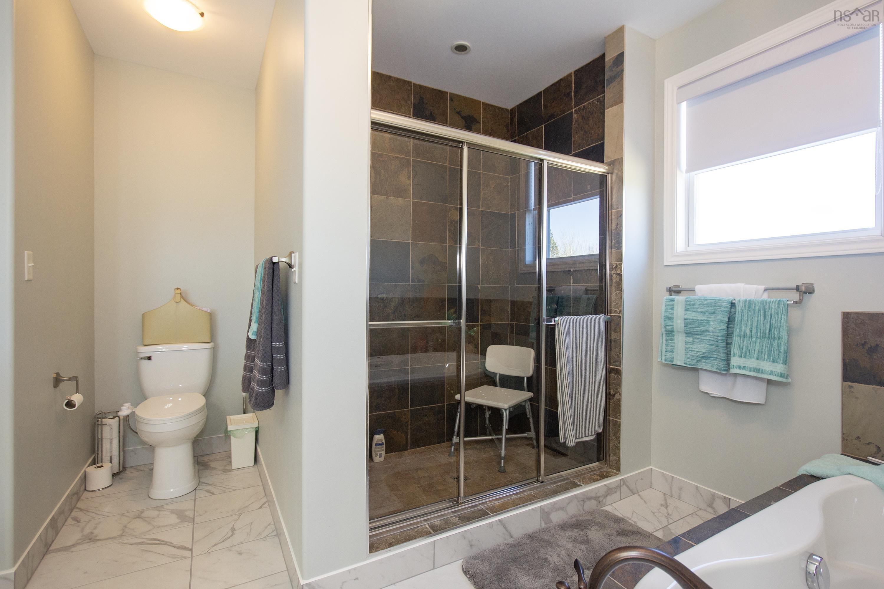 $799,900.00: 158 Robinson Road, Amherst Head