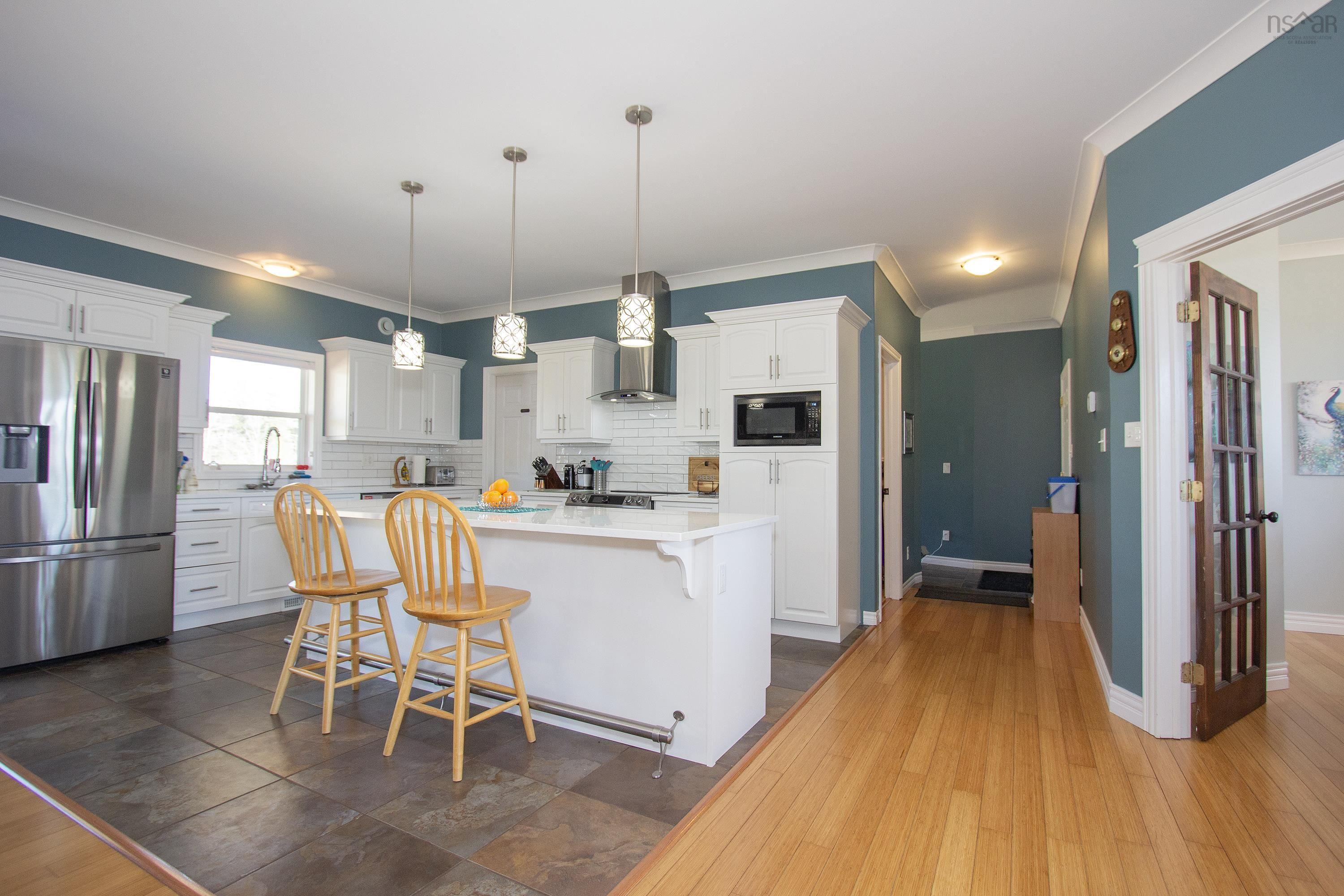 $799,900.00: 158 Robinson Road, Amherst Head