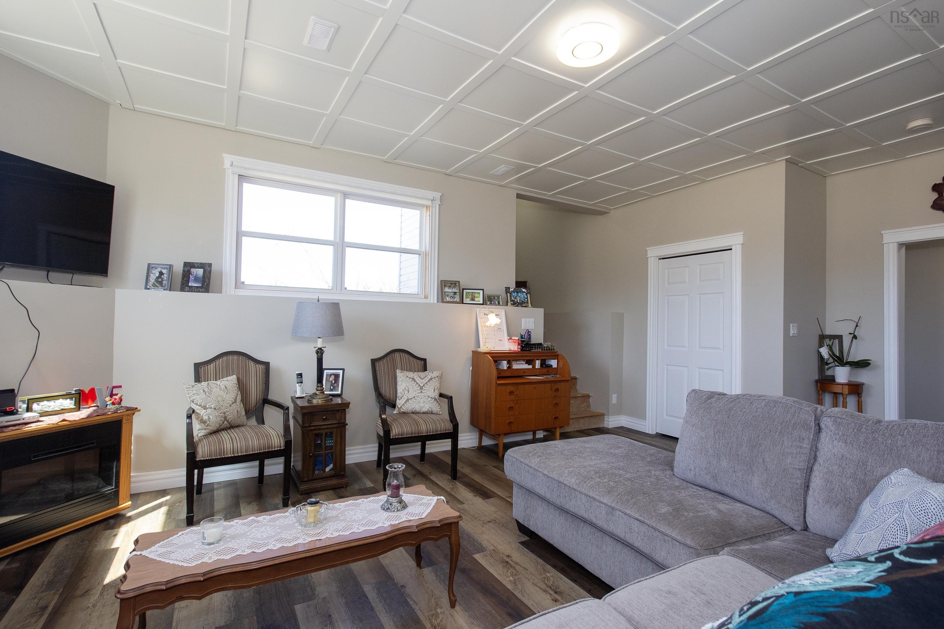 $799,900.00: 158 Robinson Road, Amherst Head