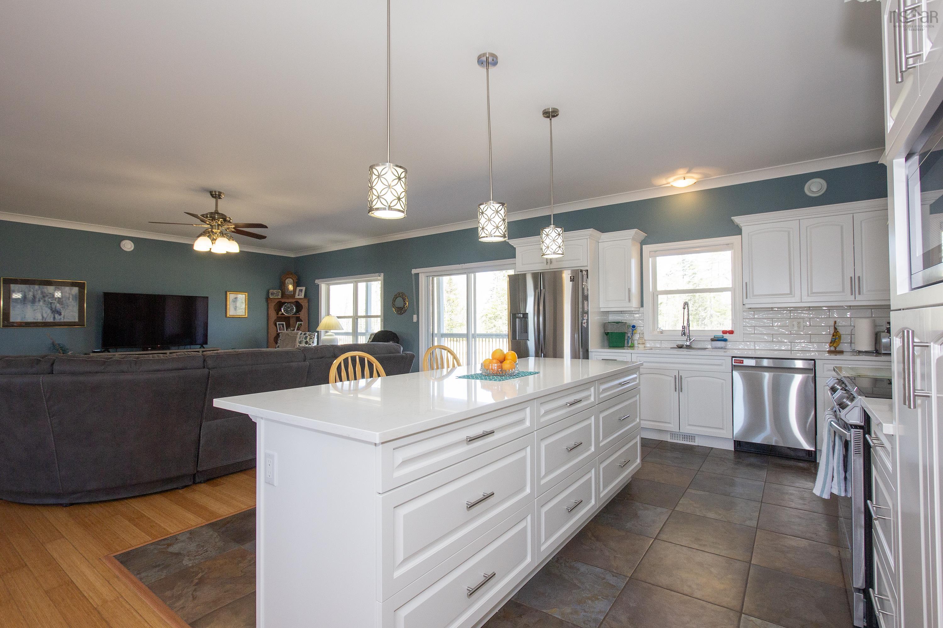 $799,900.00: 158 Robinson Road, Amherst Head