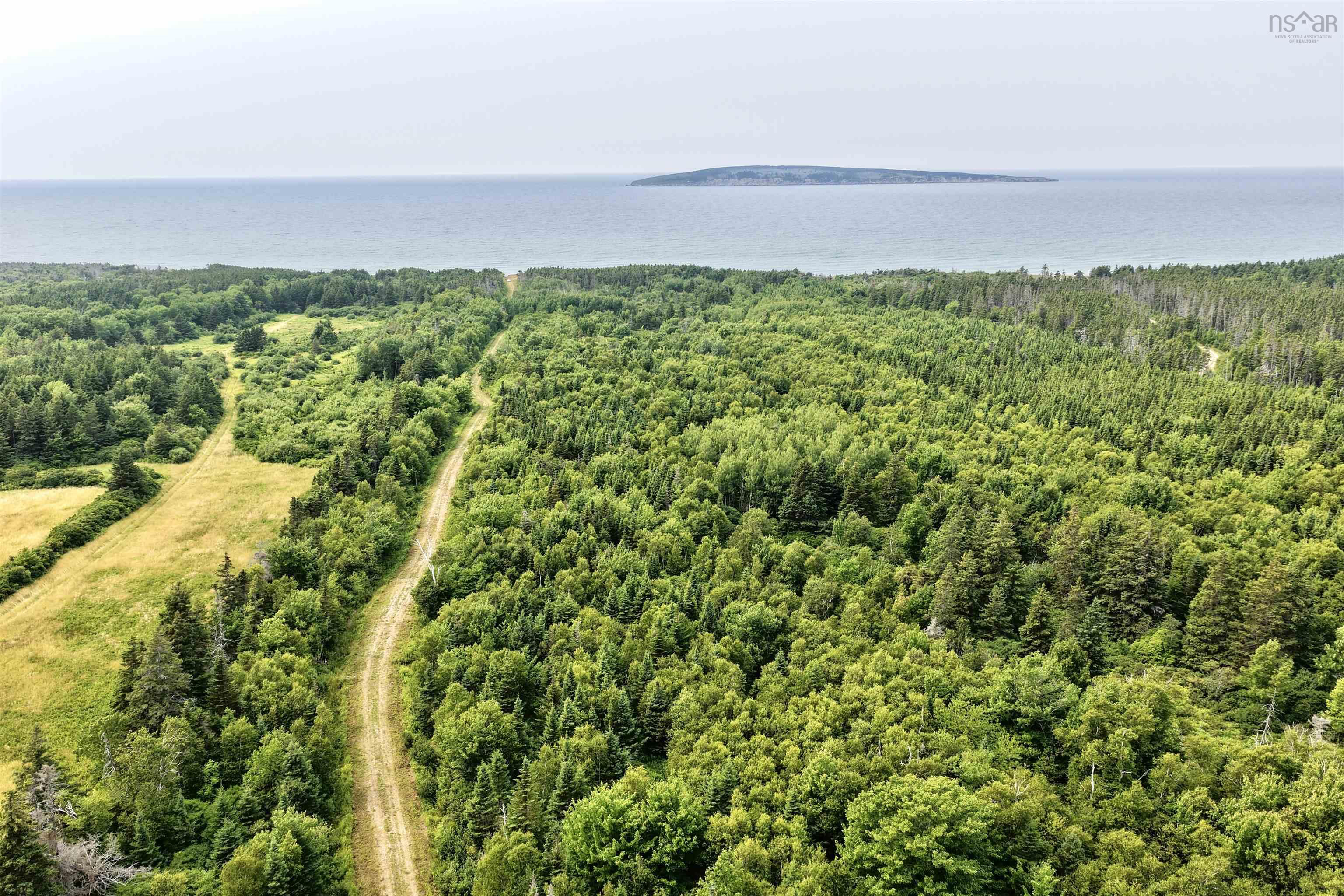 $899,900.00: 743 Shore Road, Dunvegan