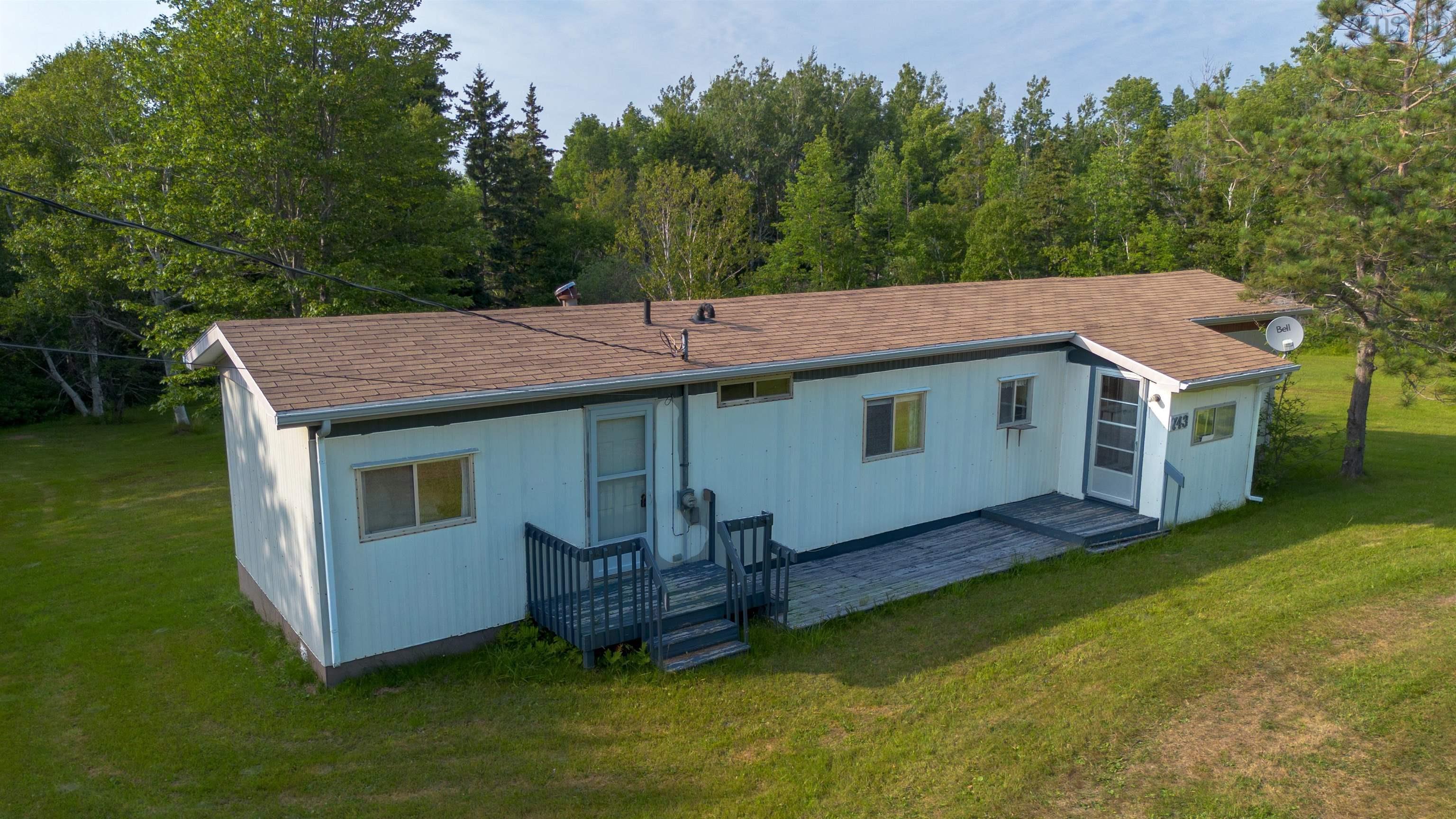 $899,900.00: 743 Shore Road, Dunvegan