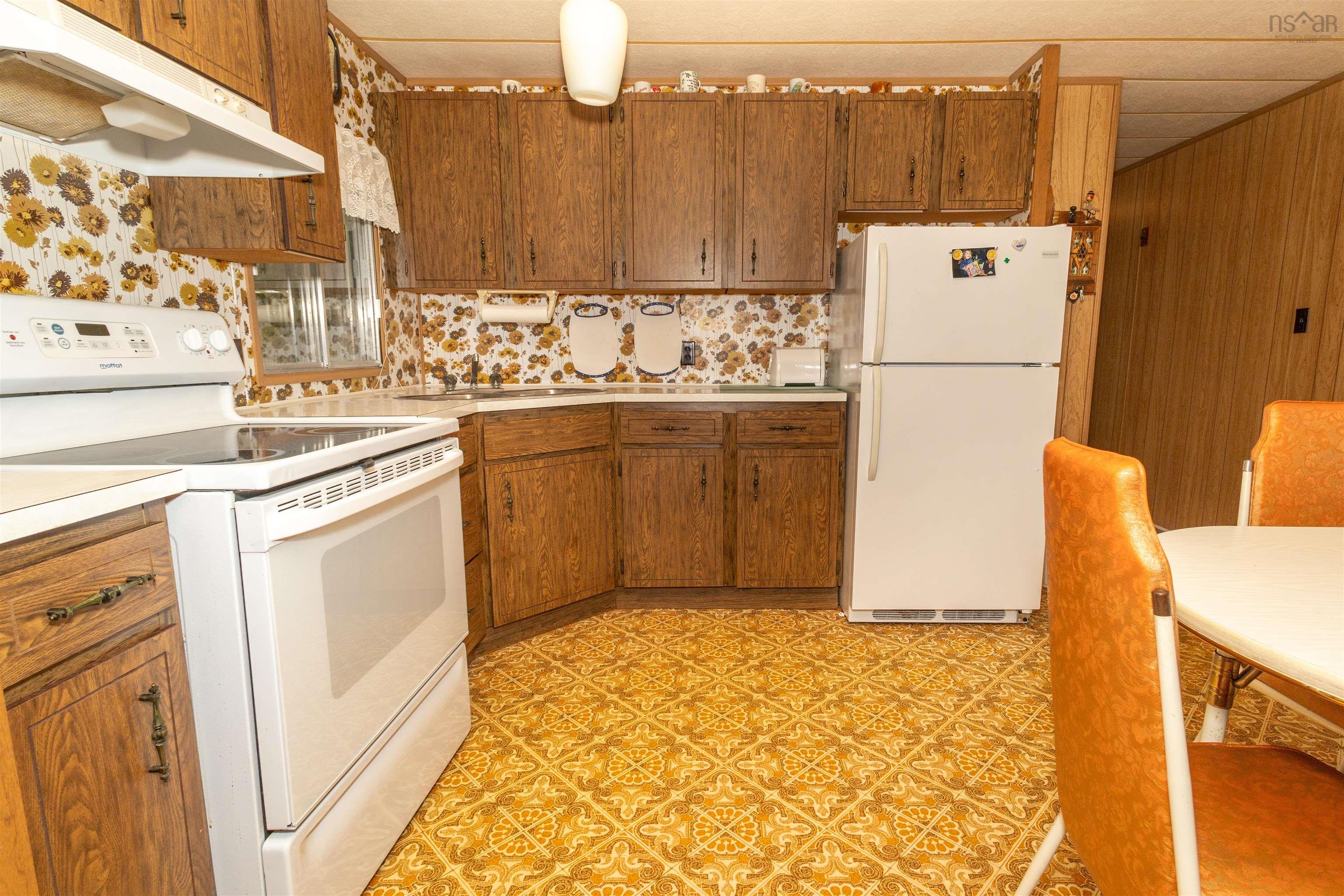 $899,900.00: 743 Shore Road, Dunvegan