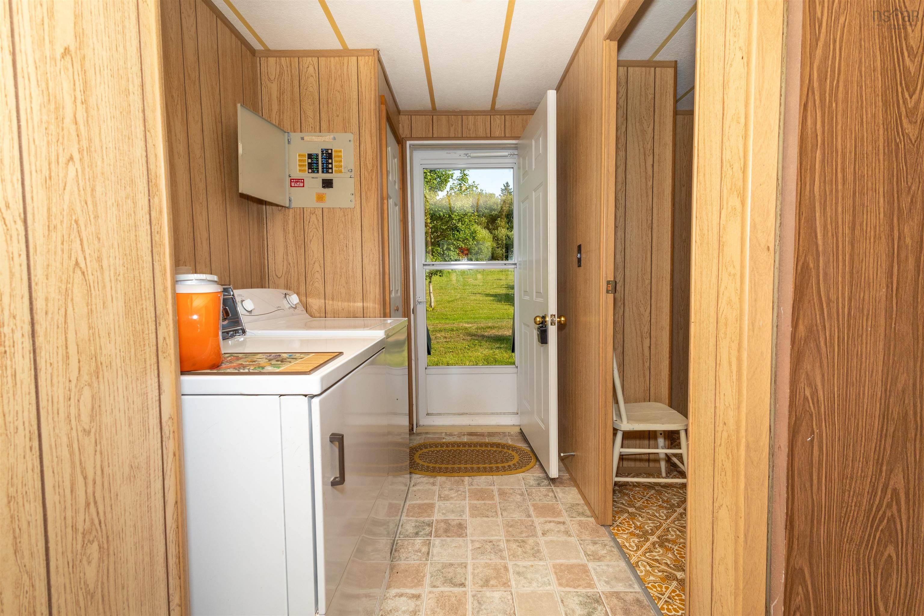 $899,900.00: 743 Shore Road, Dunvegan