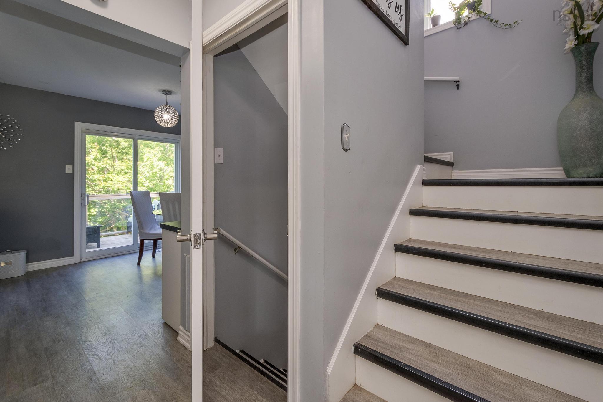 $443,000.00: 51 Madeira Crescent, Forest Hills