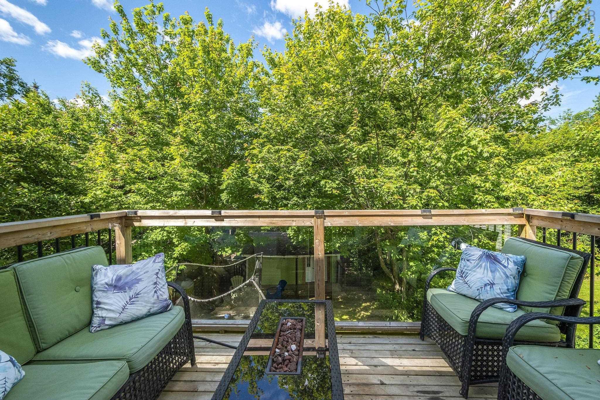 $443,000.00: 51 Madeira Crescent, Forest Hills