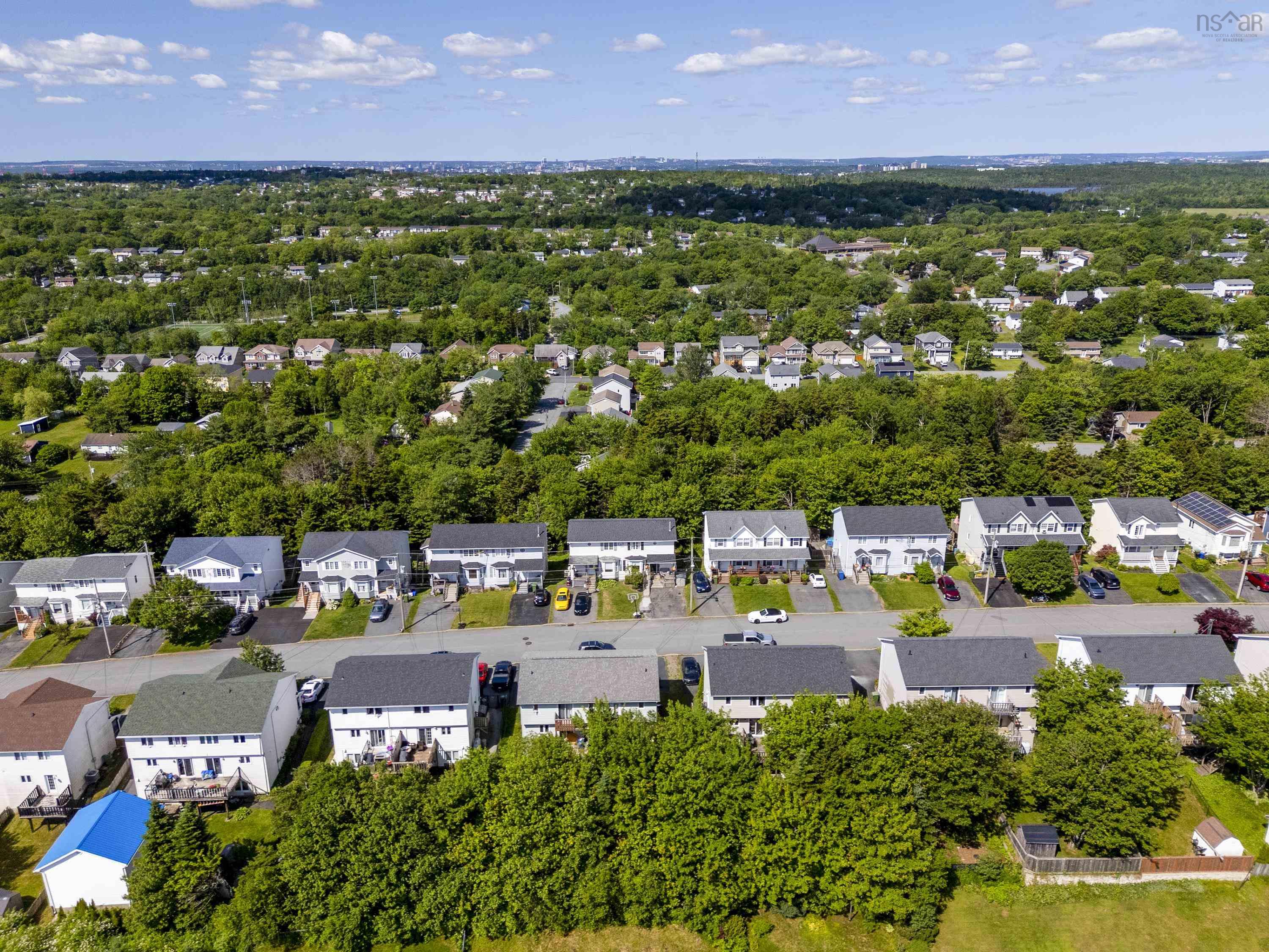 $443,000.00: 51 Madeira Crescent, Forest Hills