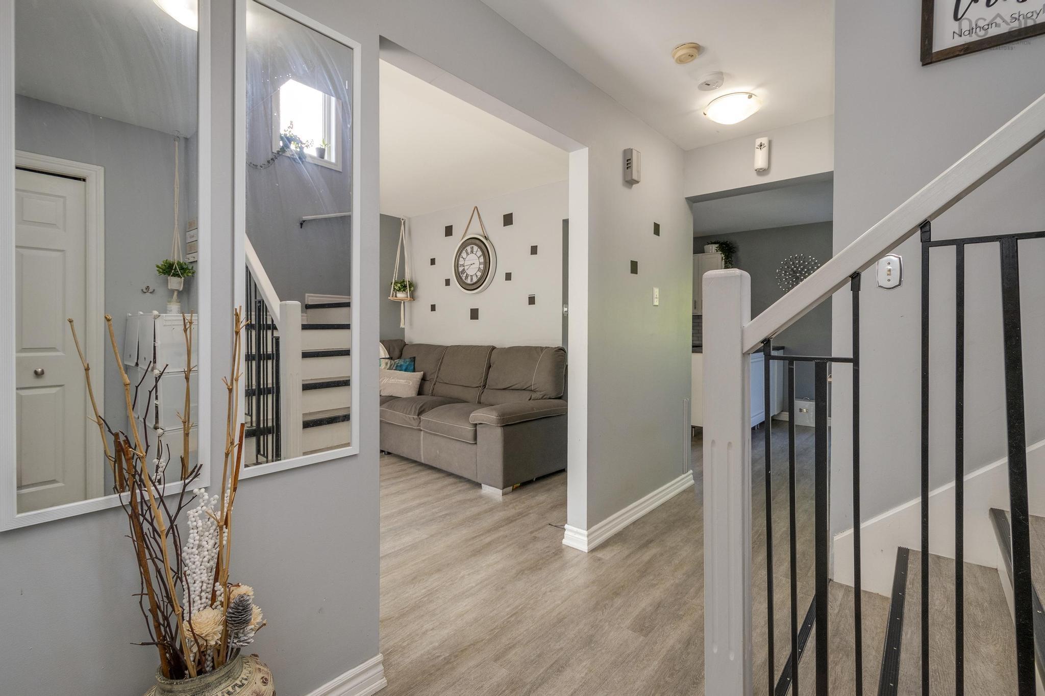 $443,000.00: 51 Madeira Crescent, Forest Hills