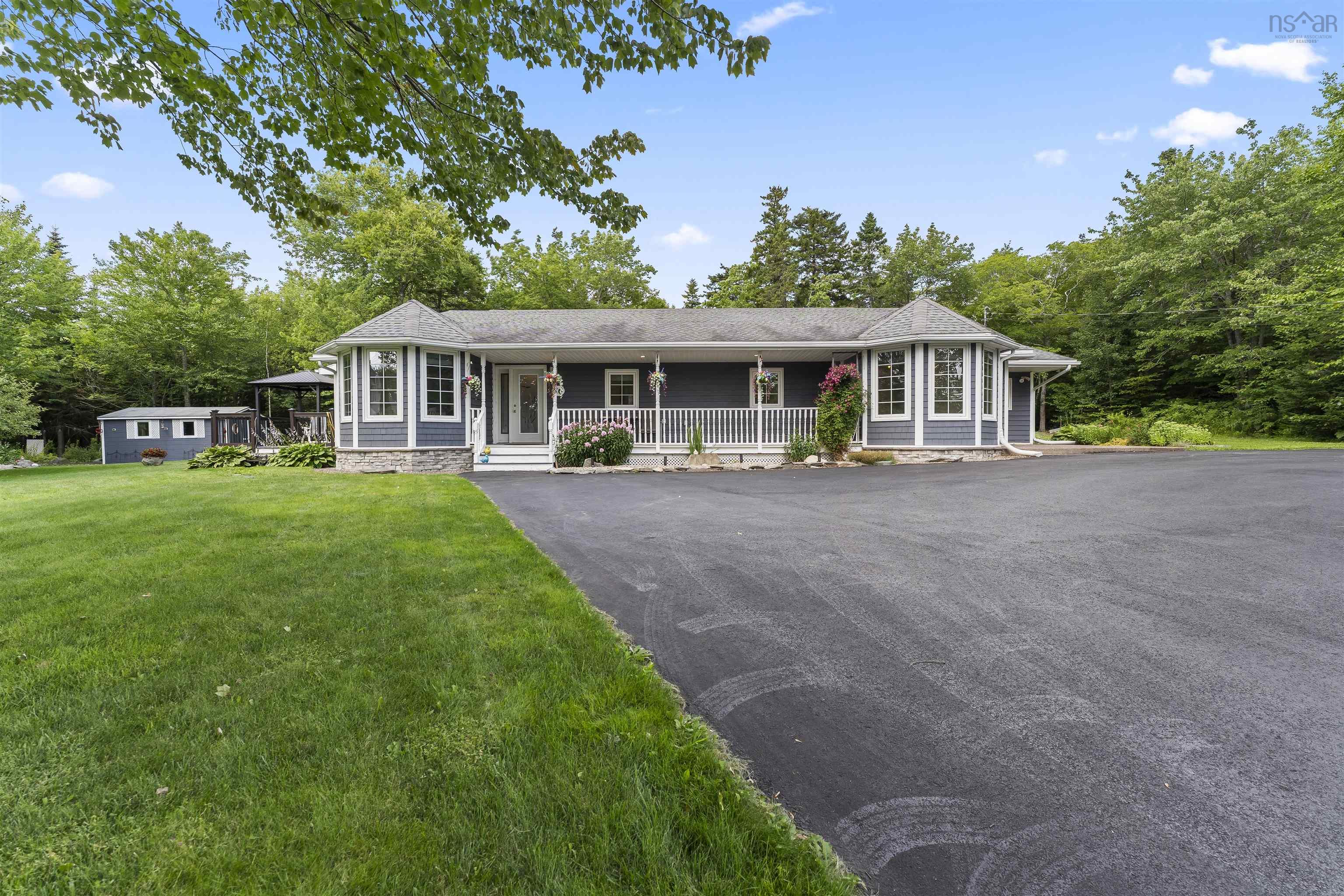 $674,900.00: 26 Lochaber Court, Lake Loon