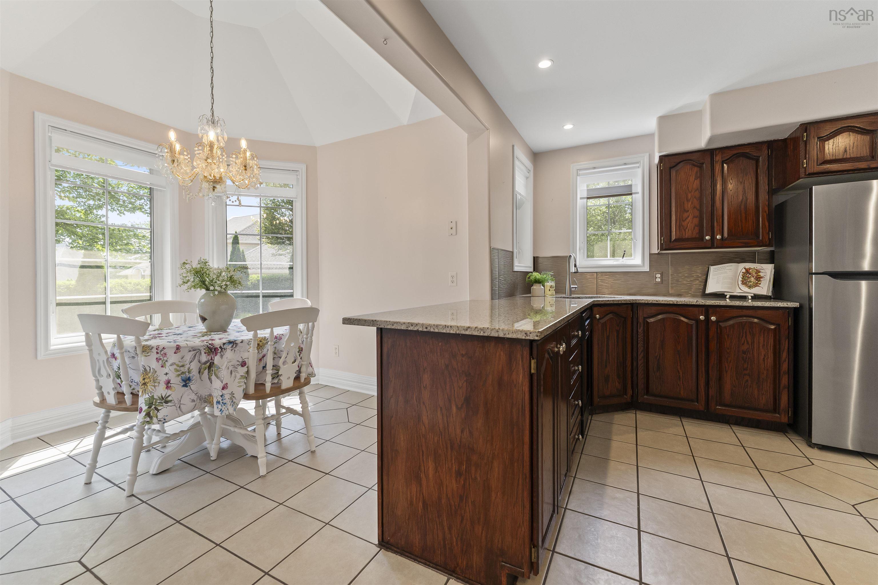 $674,900.00: 26 Lochaber Court, Lake Loon