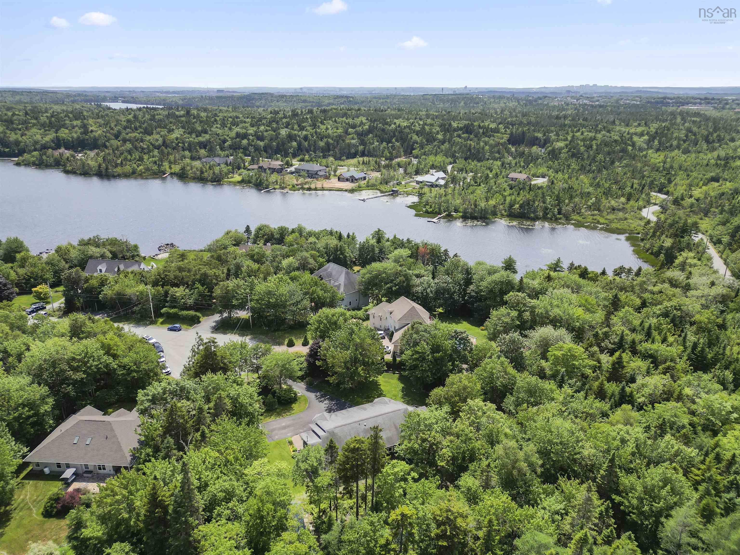 $674,900.00: 26 Lochaber Court, Lake Loon