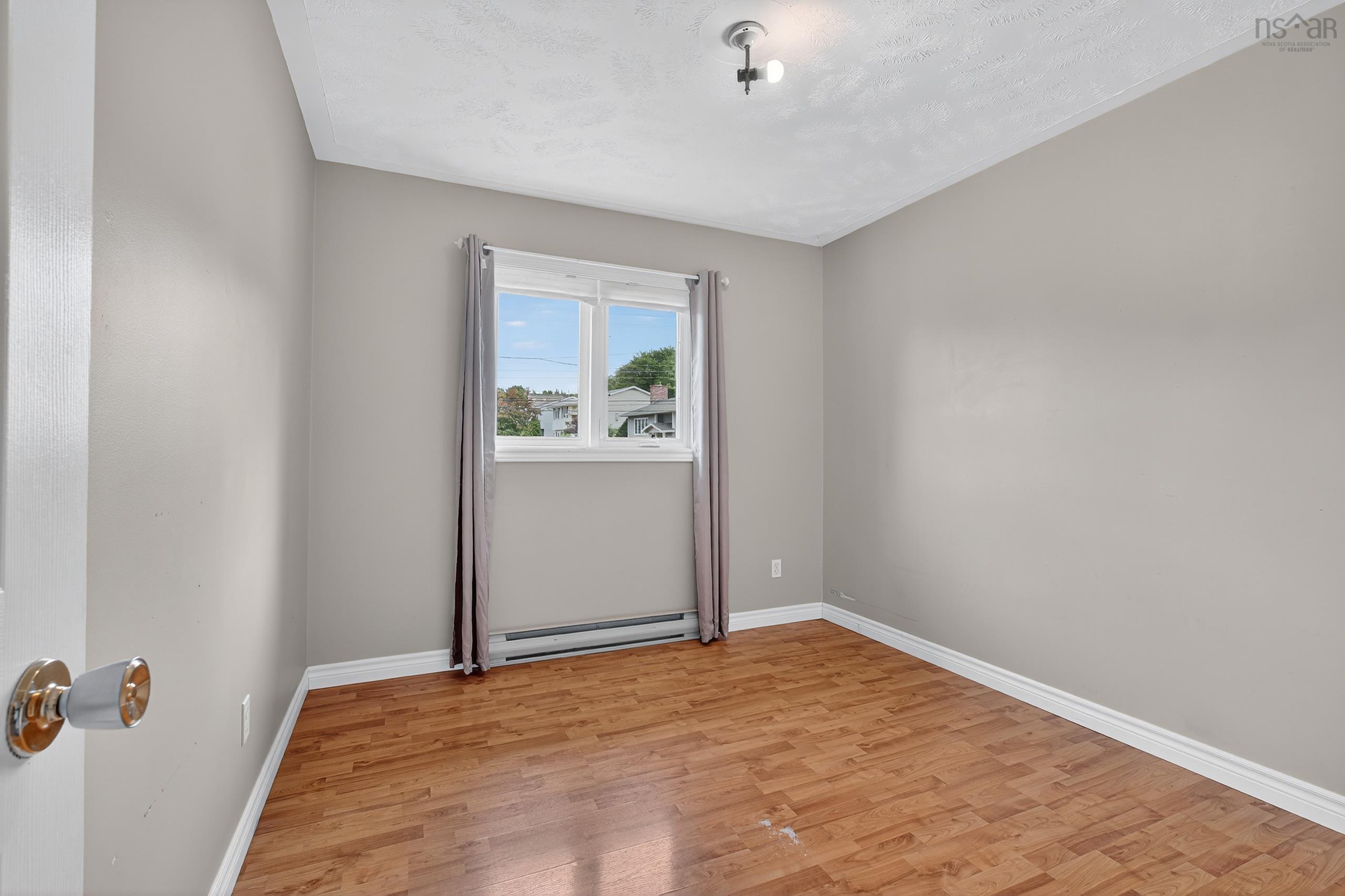 $349,900.00: 670 Cottage Road, Sydney, NS, B1P6S6, Sydney