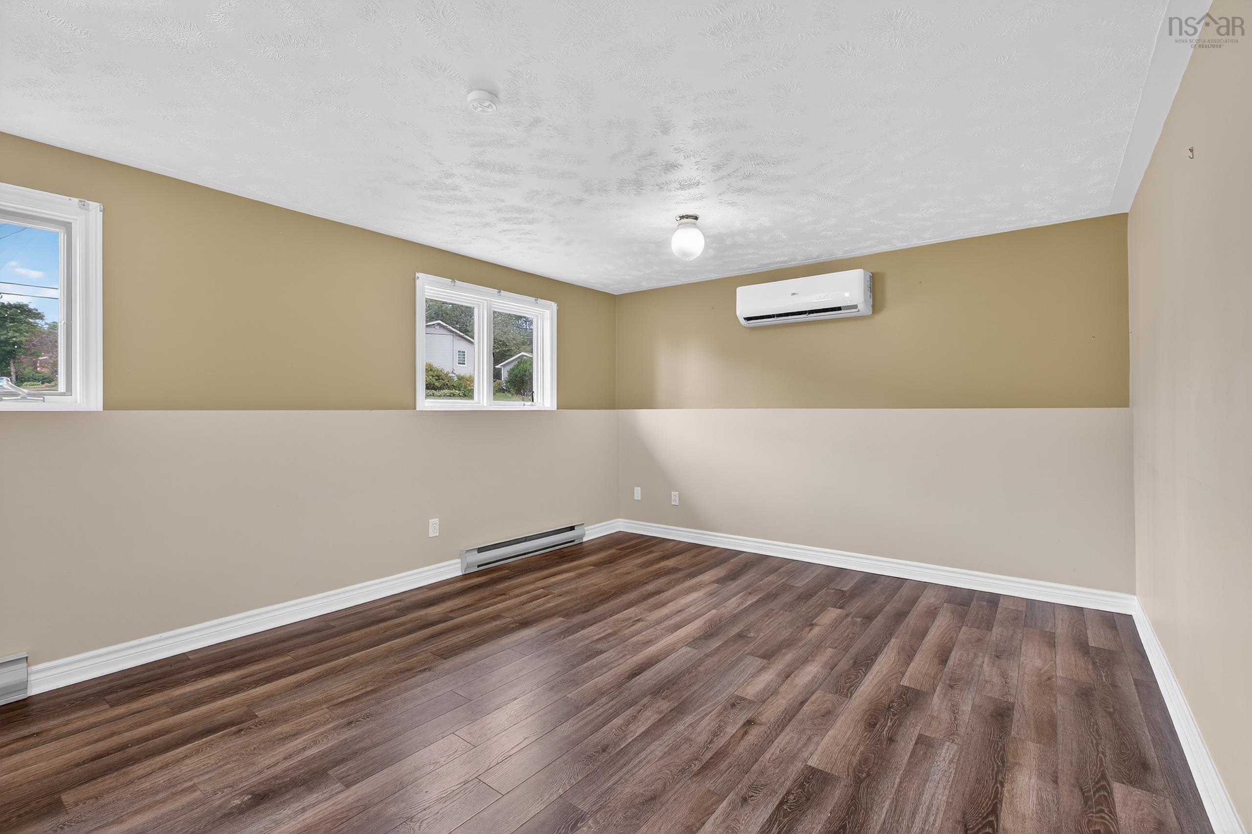 $349,900.00: 670 Cottage Road, Sydney, NS, B1P6S6, Sydney