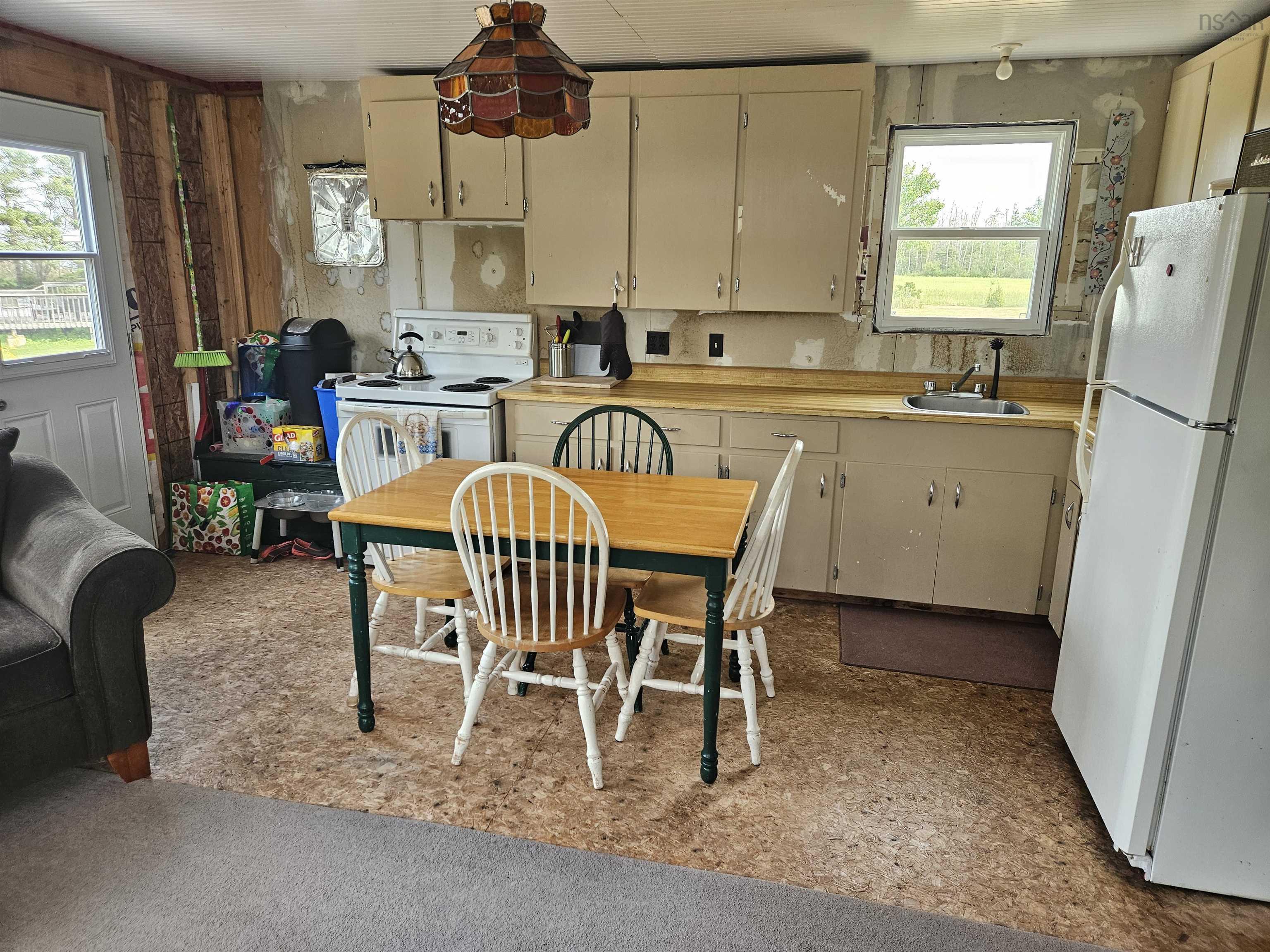 $282,500.00: 90 Dawson Beach, Brule