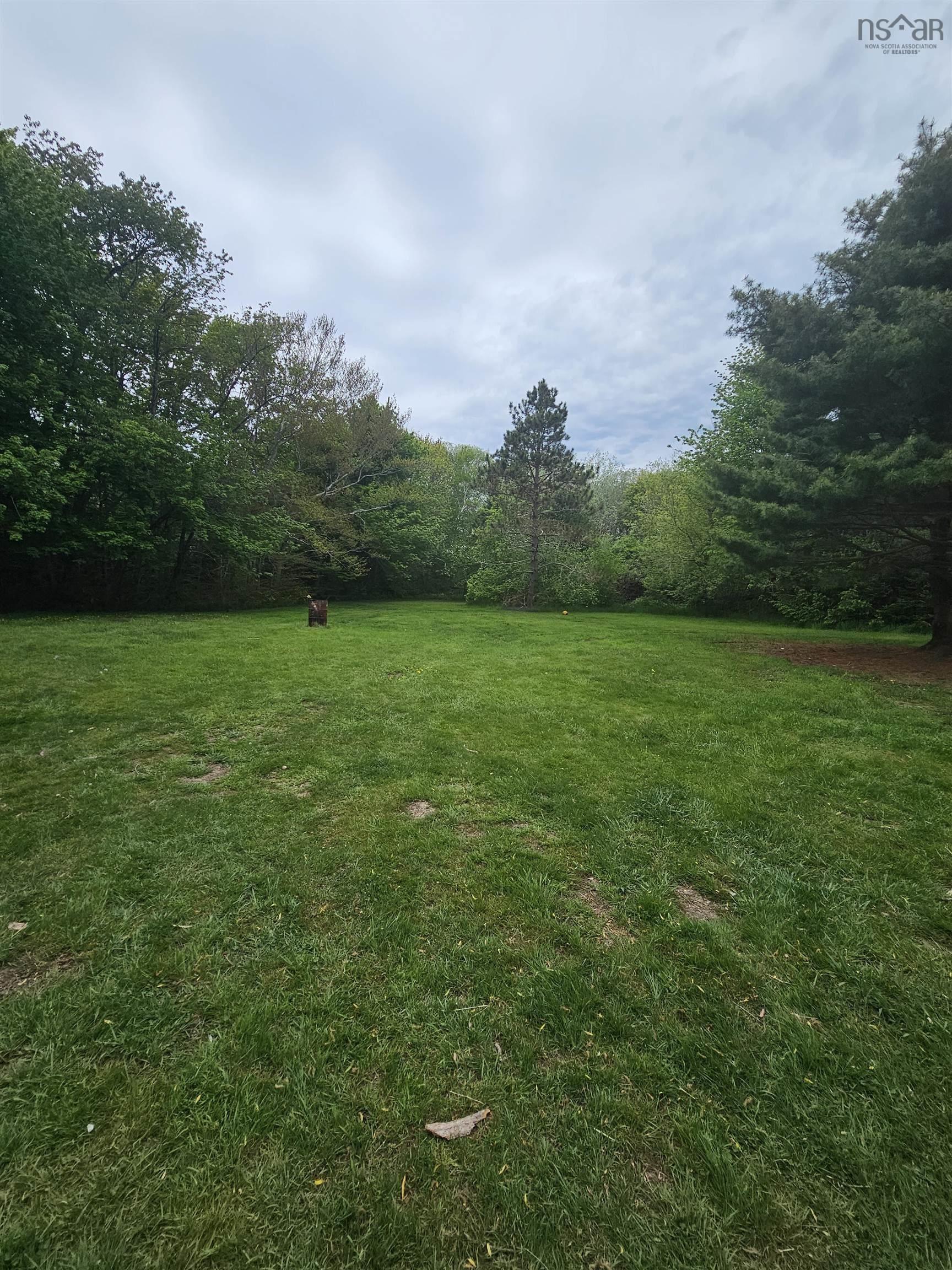 $649,999.00: 8865 8869 Hwy 101 Highway, Brighton