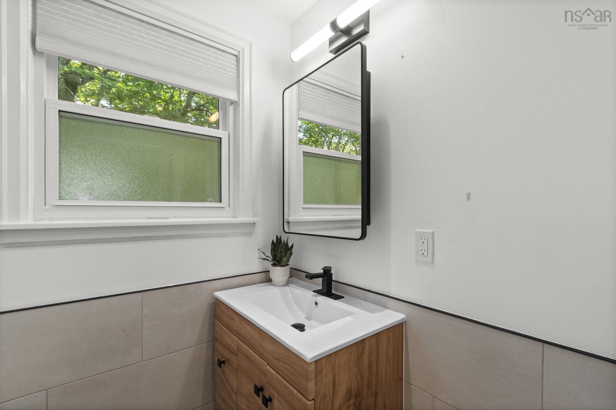 $719,000.00: 1 Wagner Avenue, Halifax