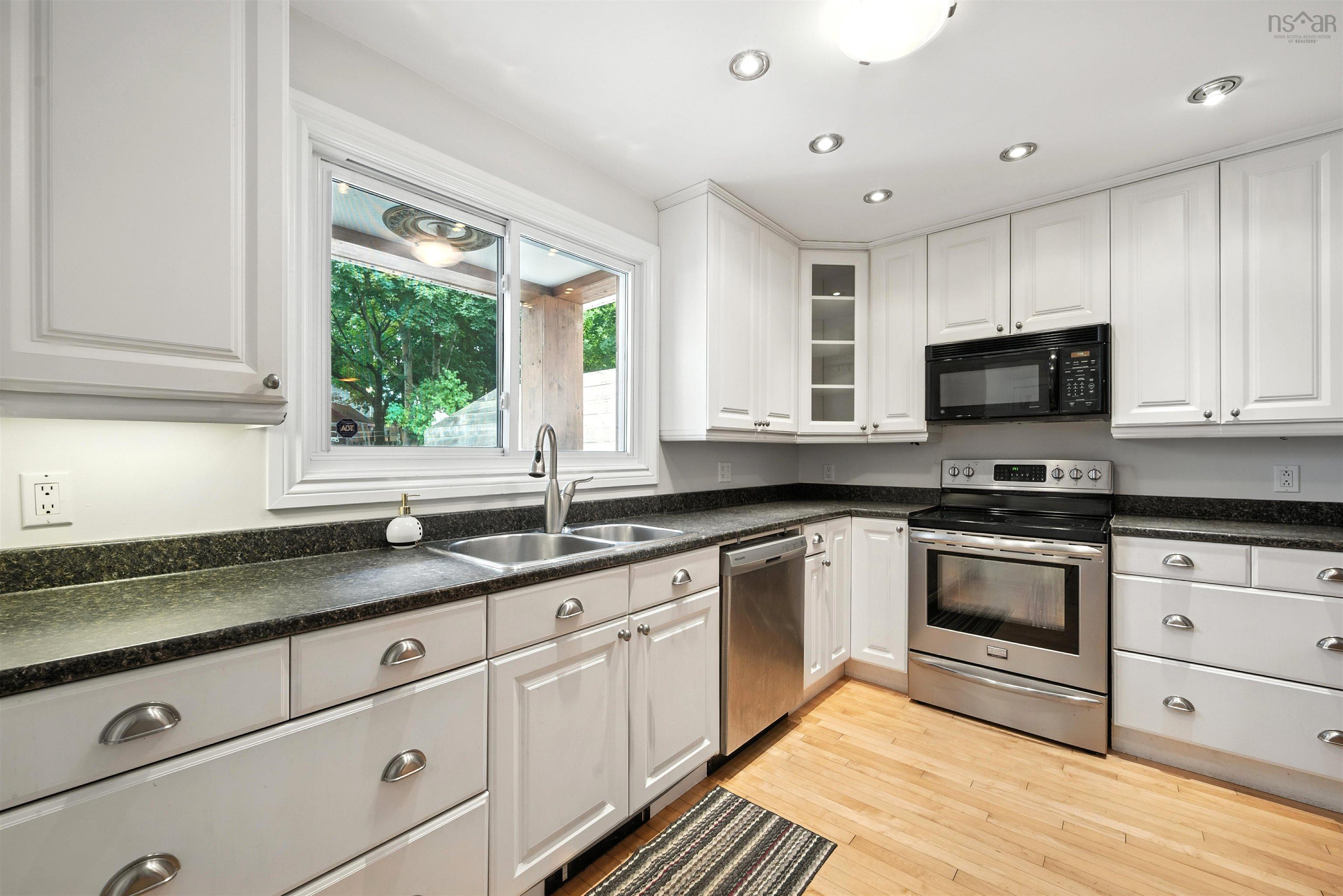 2221 Blink Bonnie Terrace, Halifax, NS (MLS® 202519614)