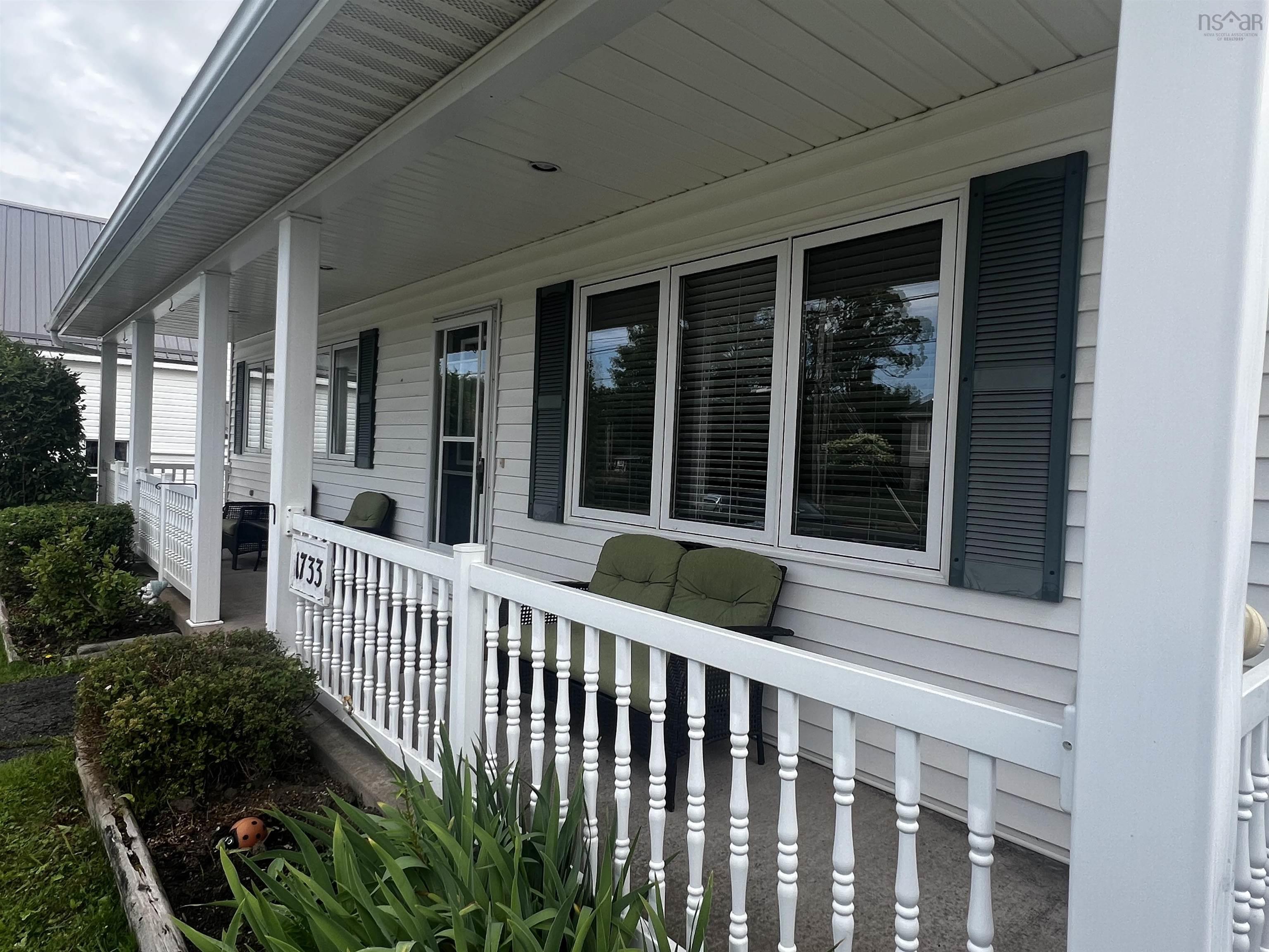 $329,000.00: 1733 North Main Street, Westville