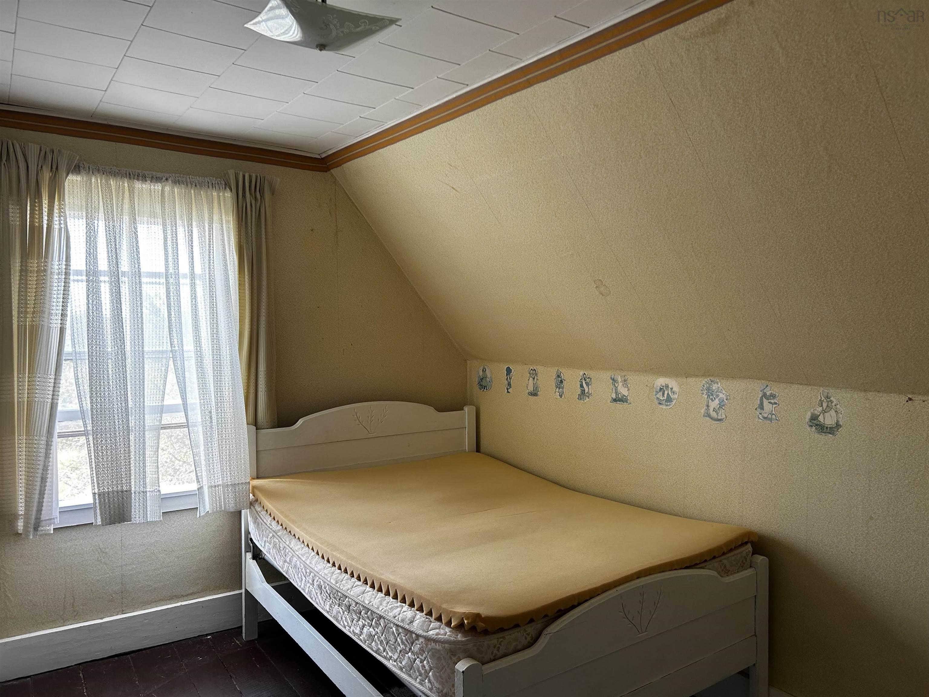 $199,900.00: 36 Lent Road, Weymouth North