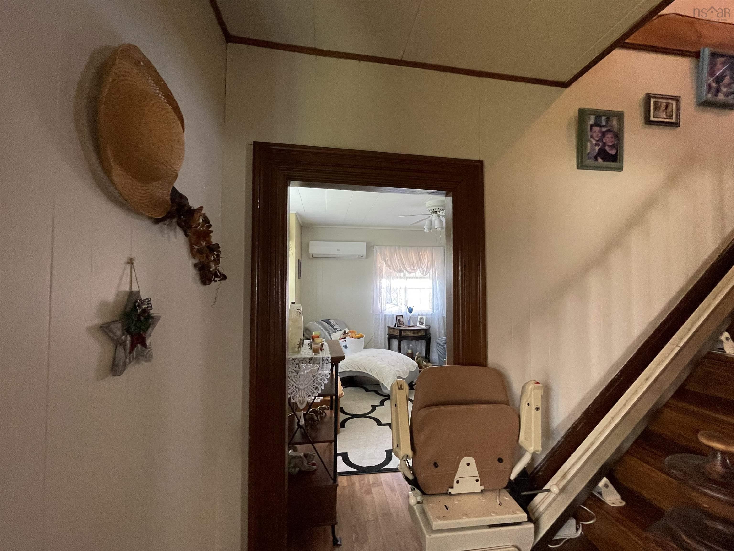 $549,900.00: 550 Lower Branch Road, Lower Branch