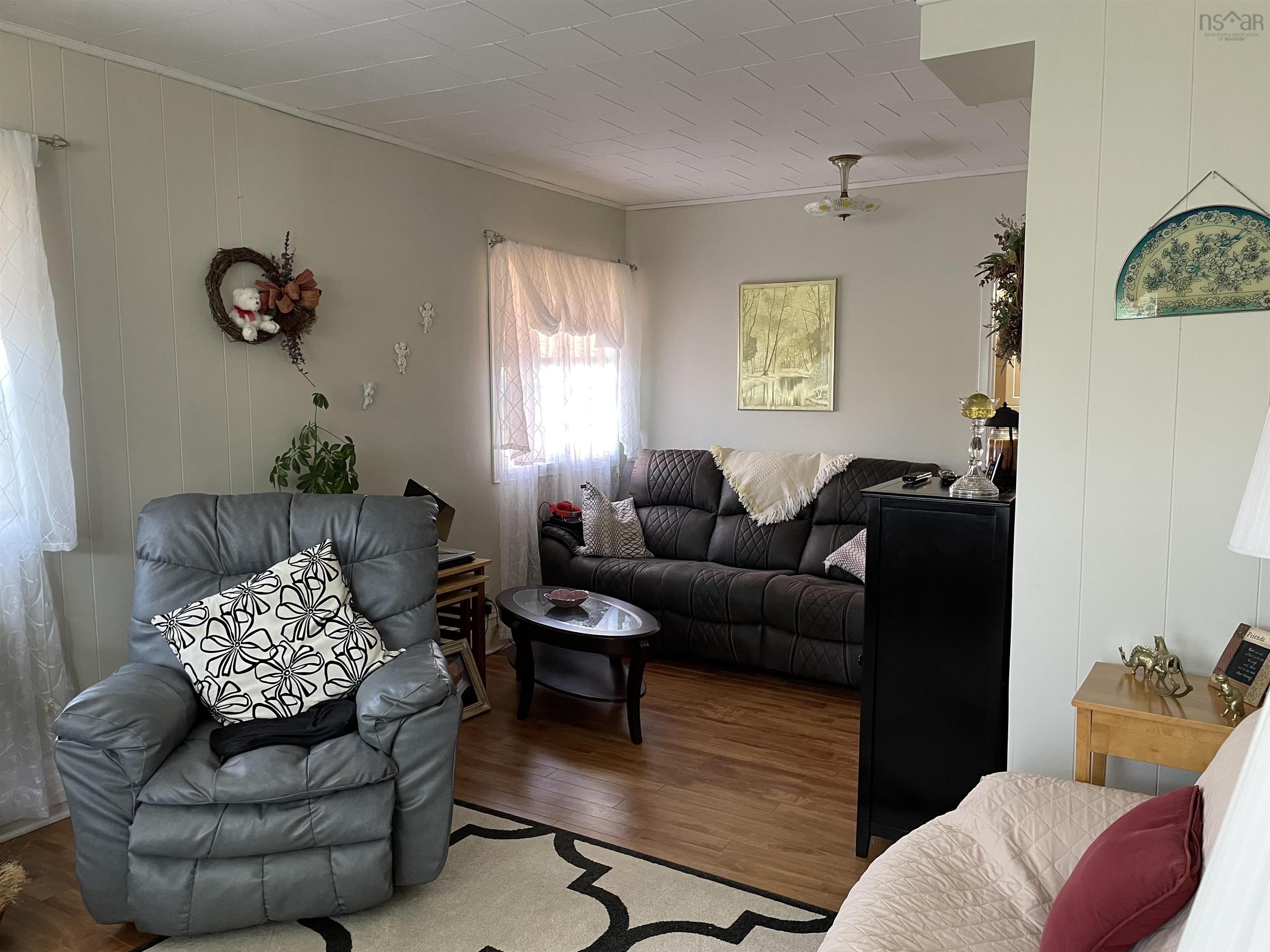 $549,900.00: 550 Lower Branch Road, Lower Branch