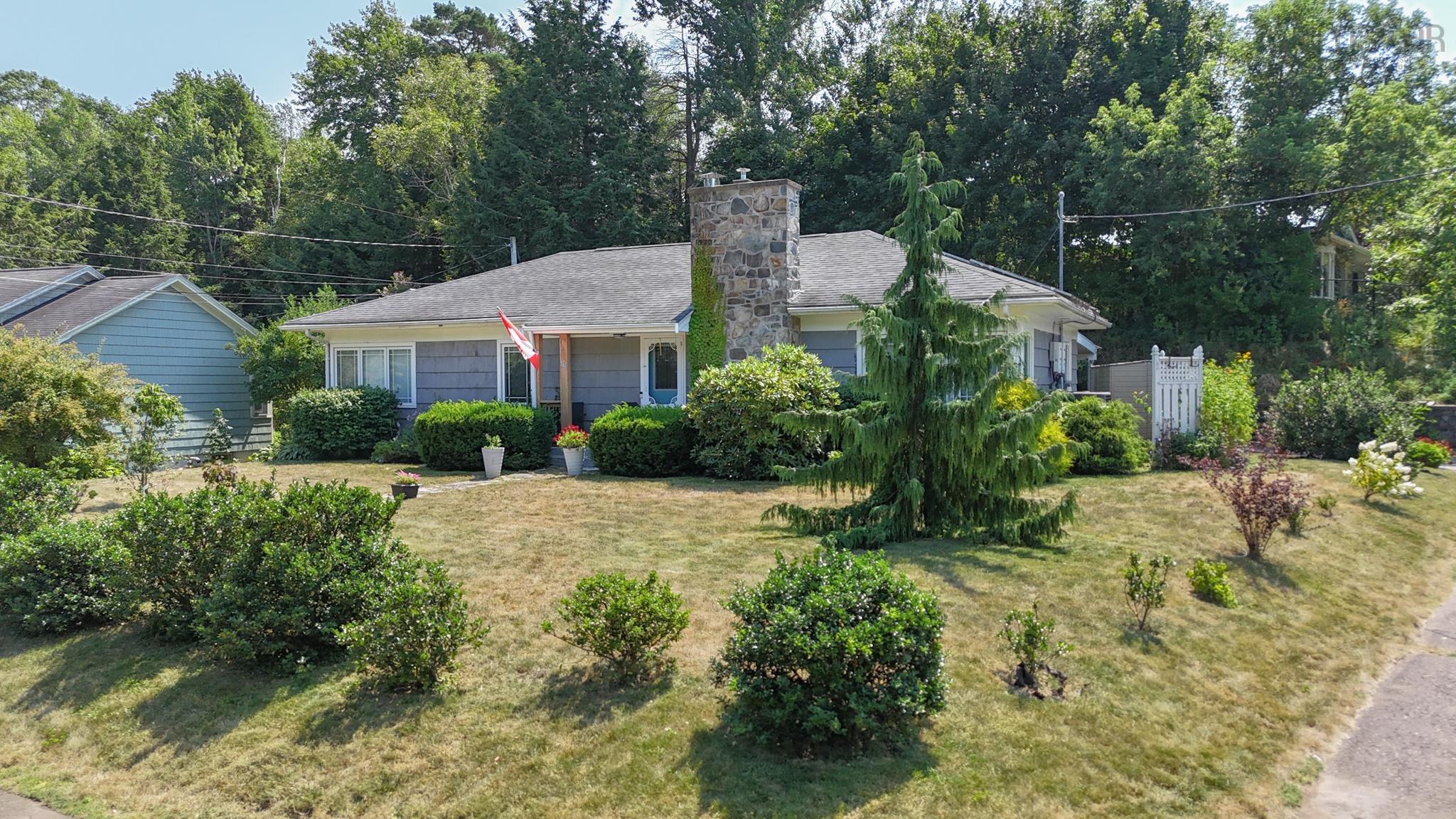 $429,900.00: 141 Crescent Street, Bridgewater