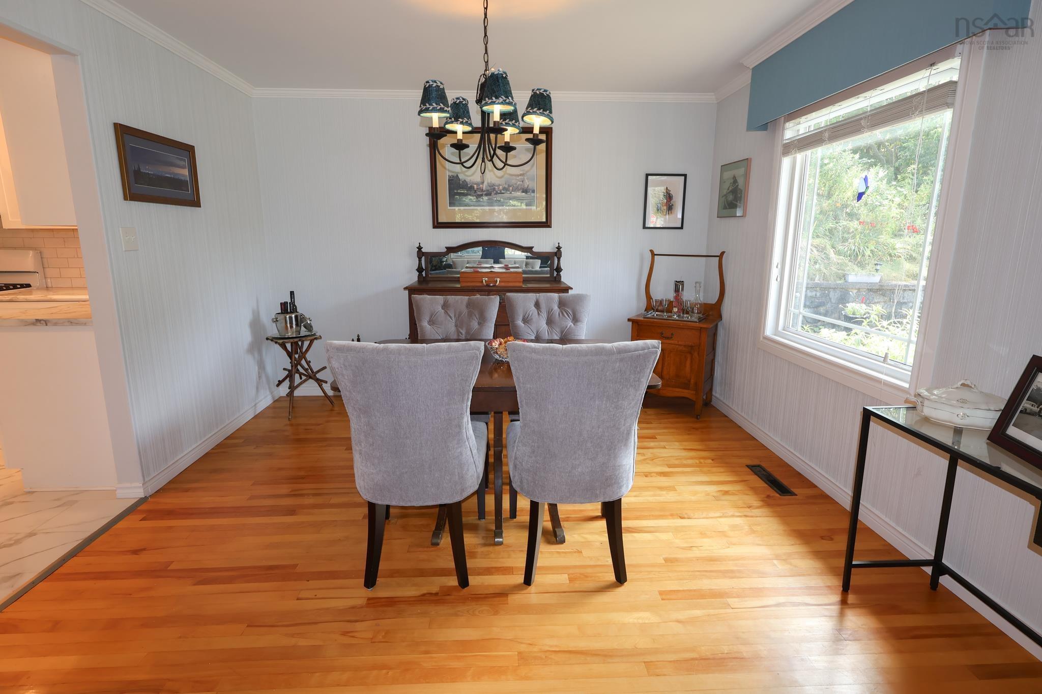 $429,900.00: 141 Crescent Street, Bridgewater