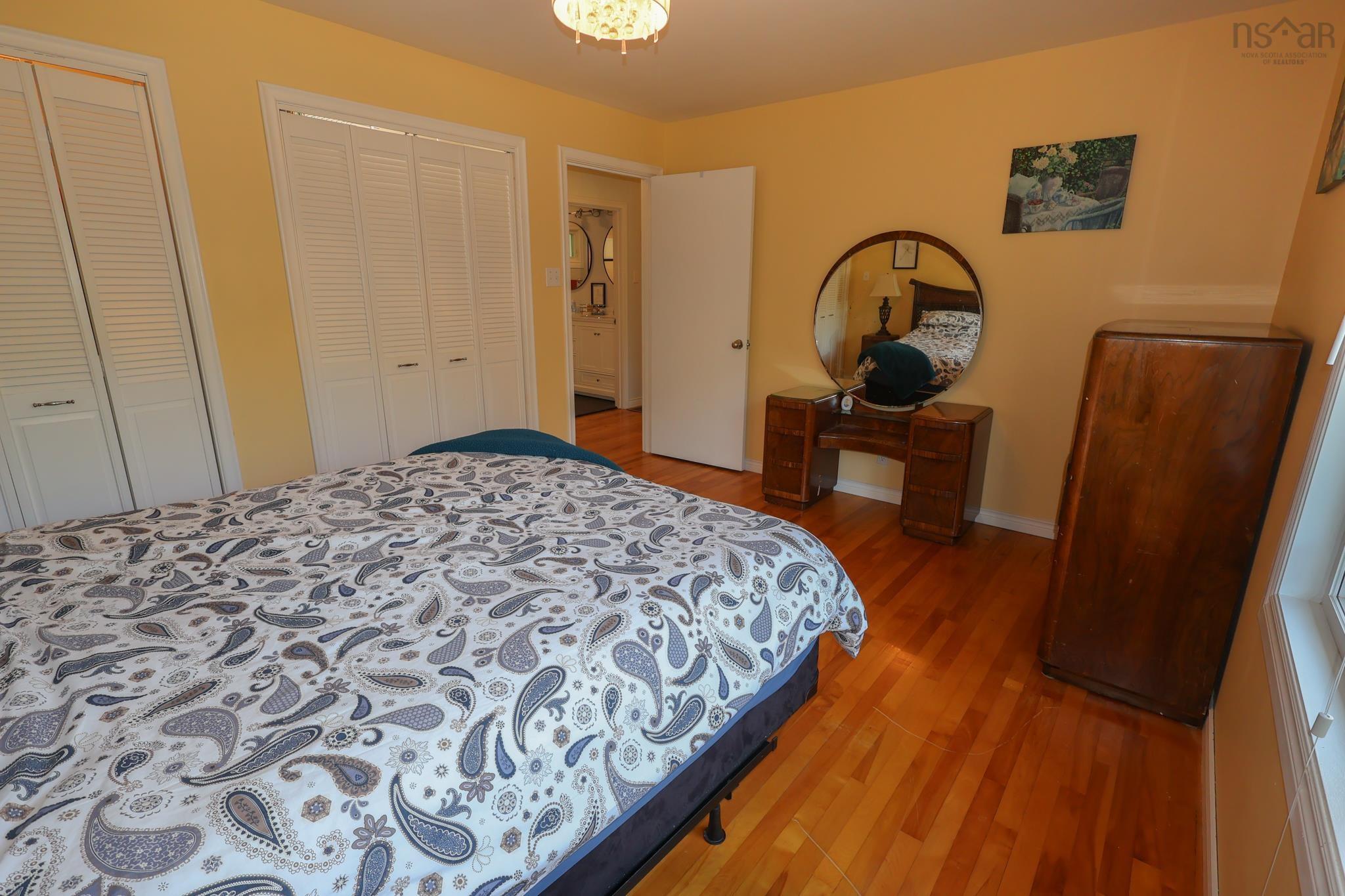 $429,900.00: 141 Crescent Street, Bridgewater