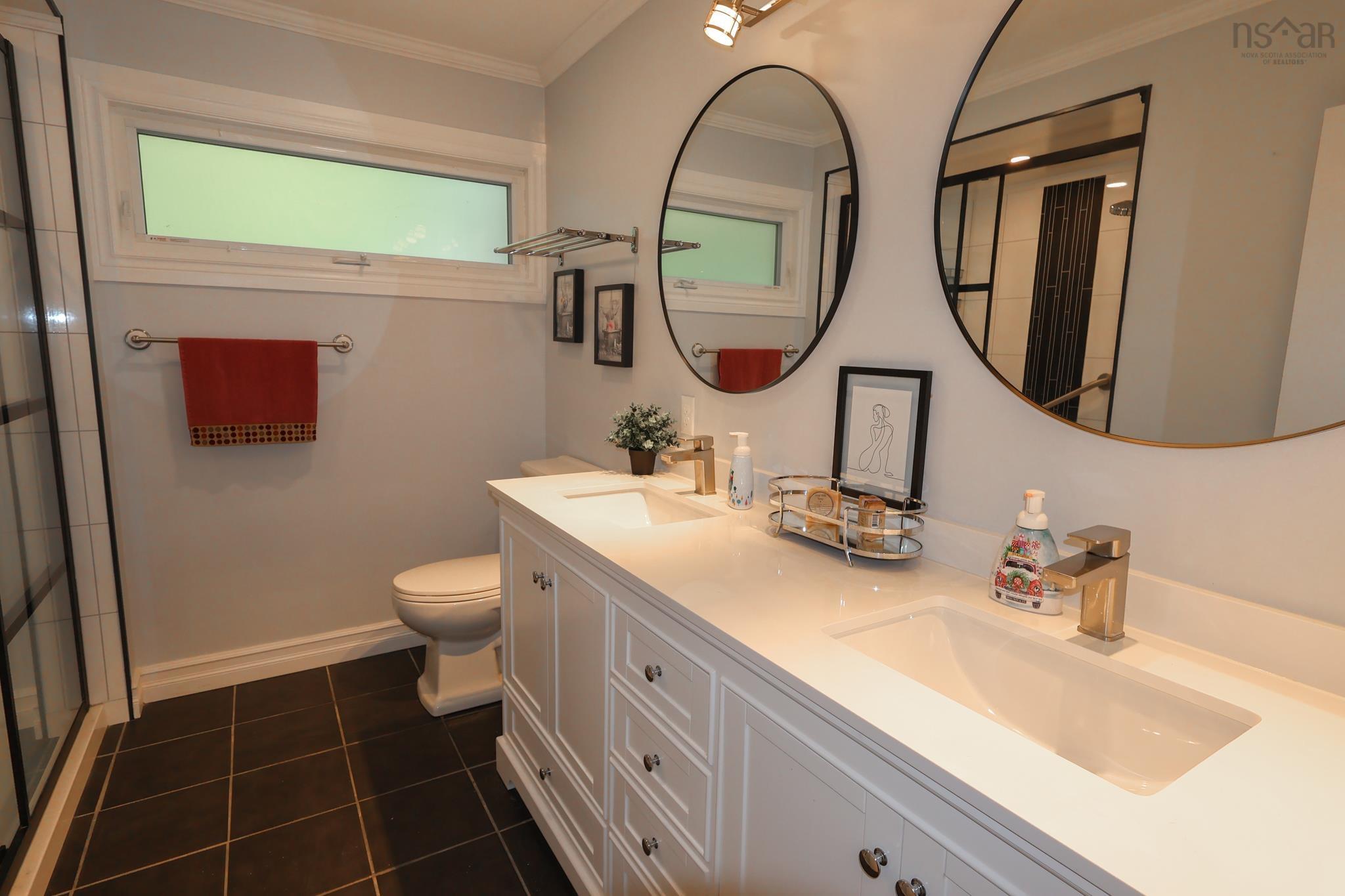 $429,900.00: 141 Crescent Street, Bridgewater