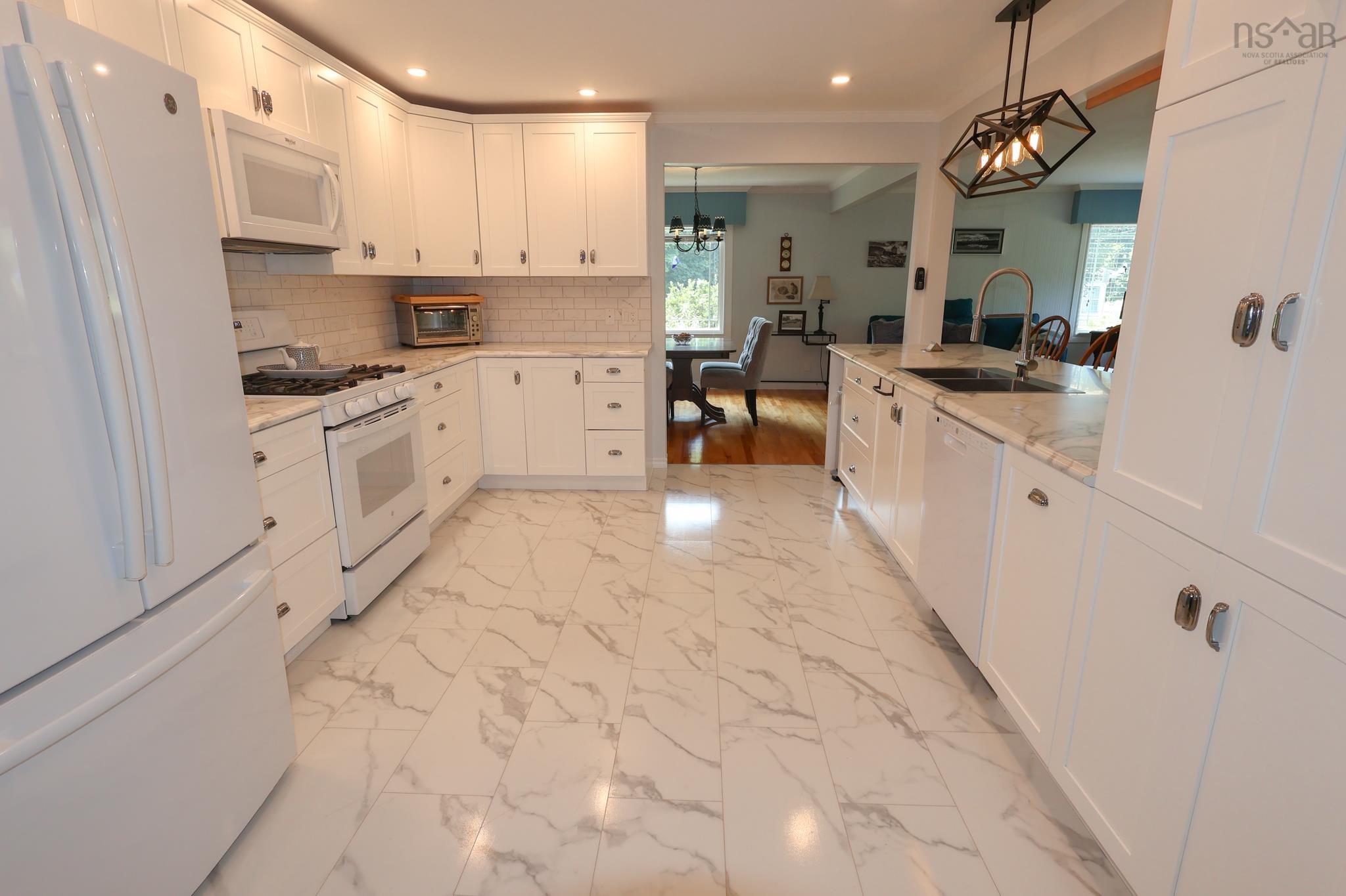 $429,900.00: 141 Crescent Street, Bridgewater