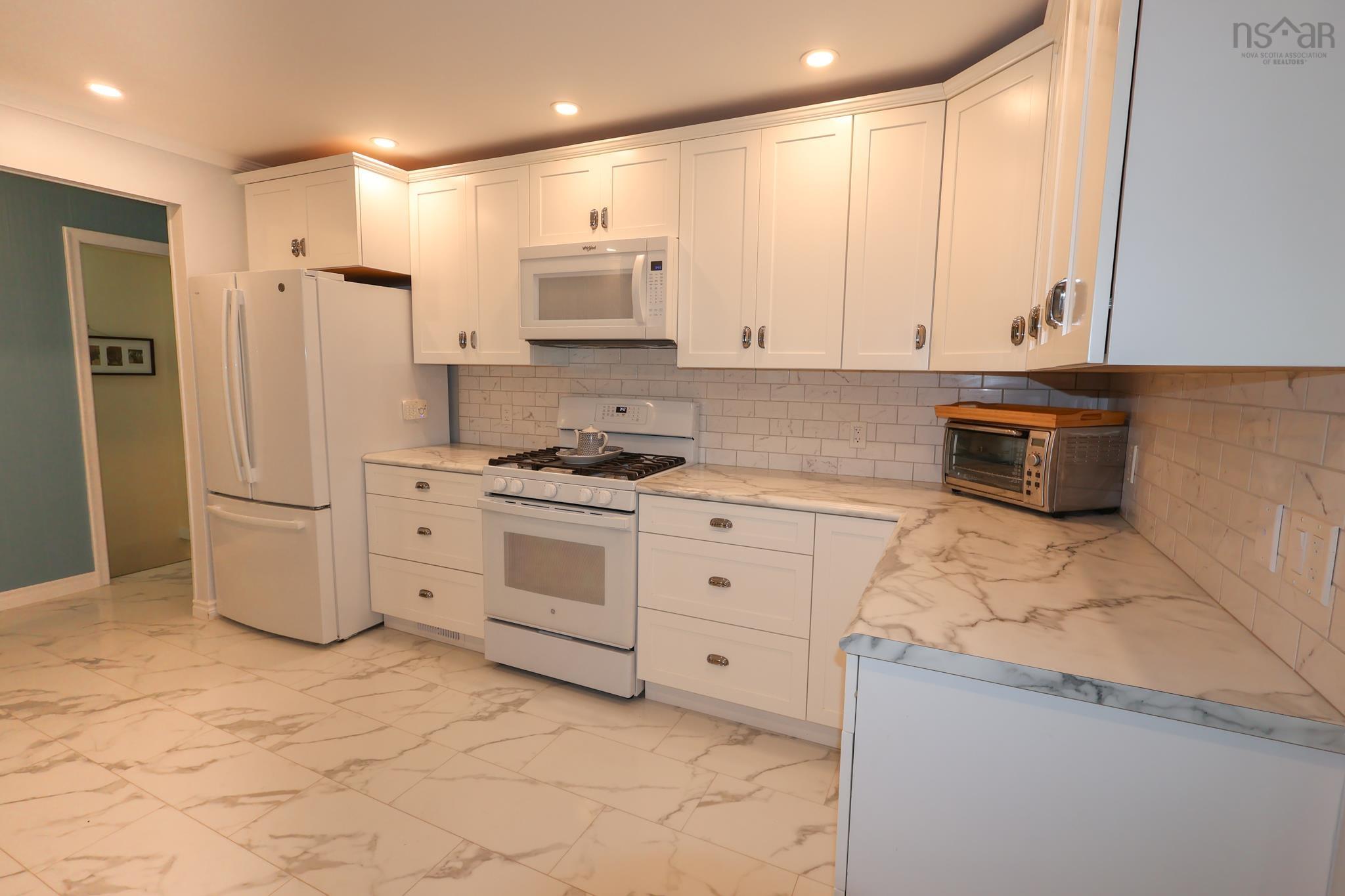 $429,900.00: 141 Crescent Street, Bridgewater