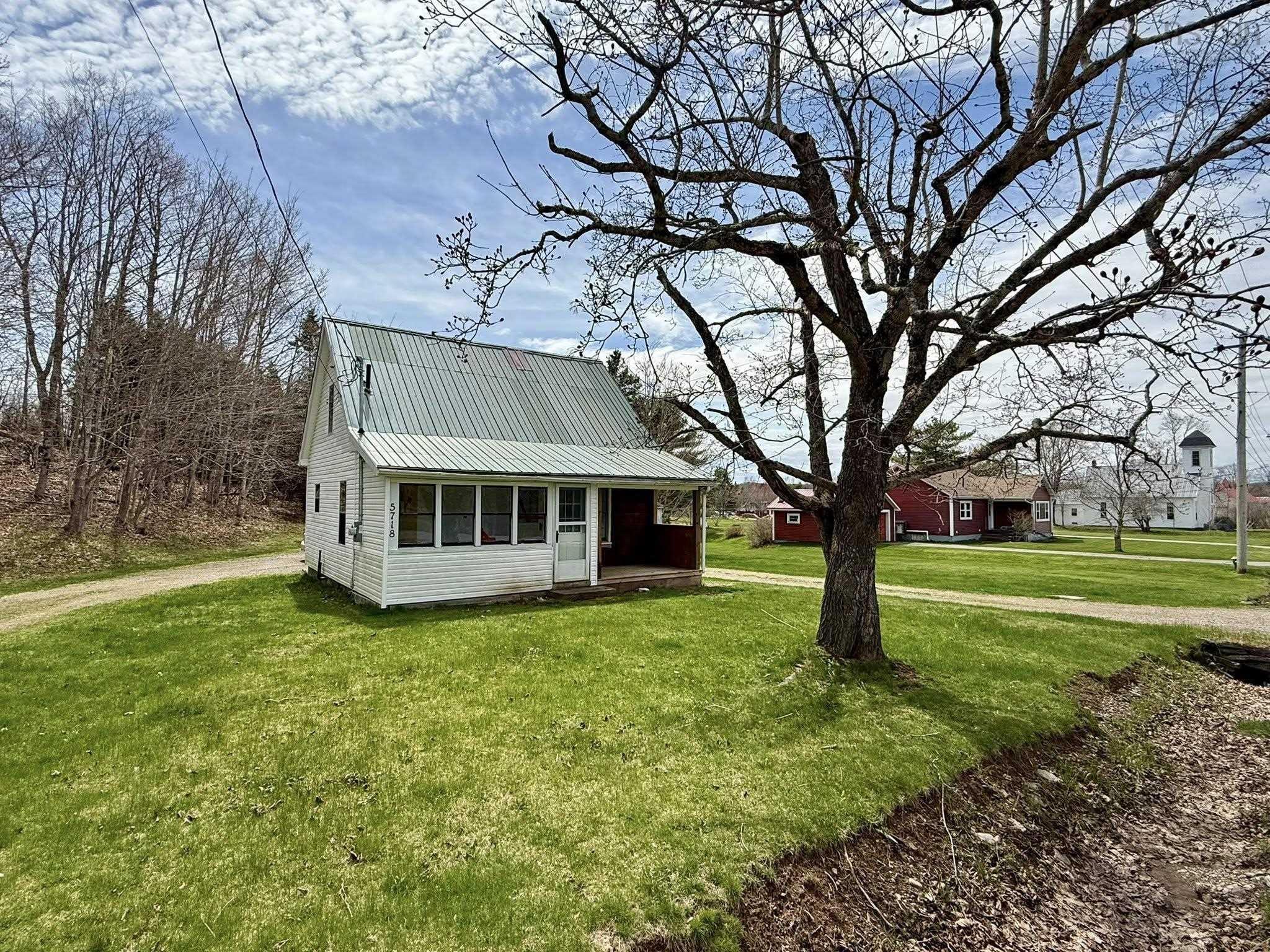 $205,000.00: 5718 Highway 2, Bass River