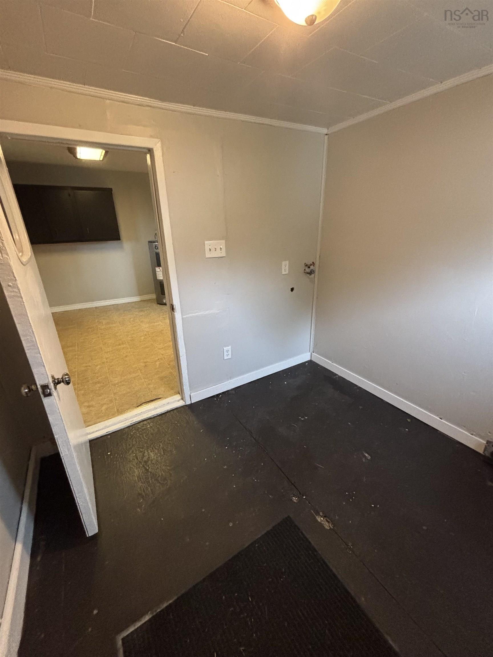 $99,900.00: 19 Brook Street, North Sydney