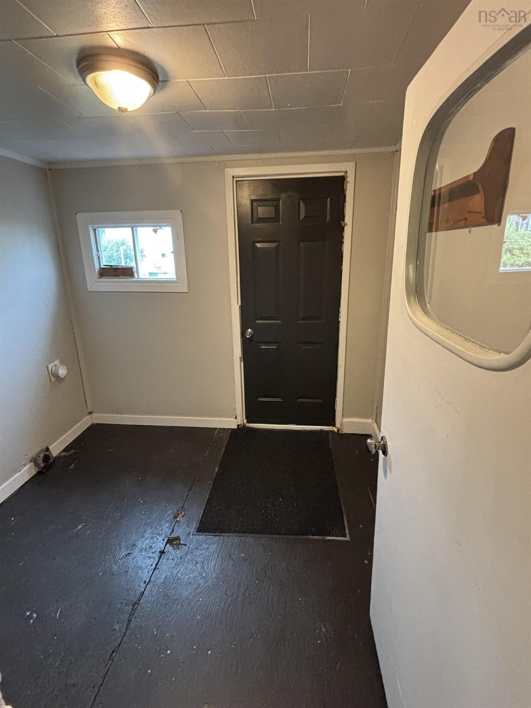 $99,900.00: 19 Brook Street, North Sydney