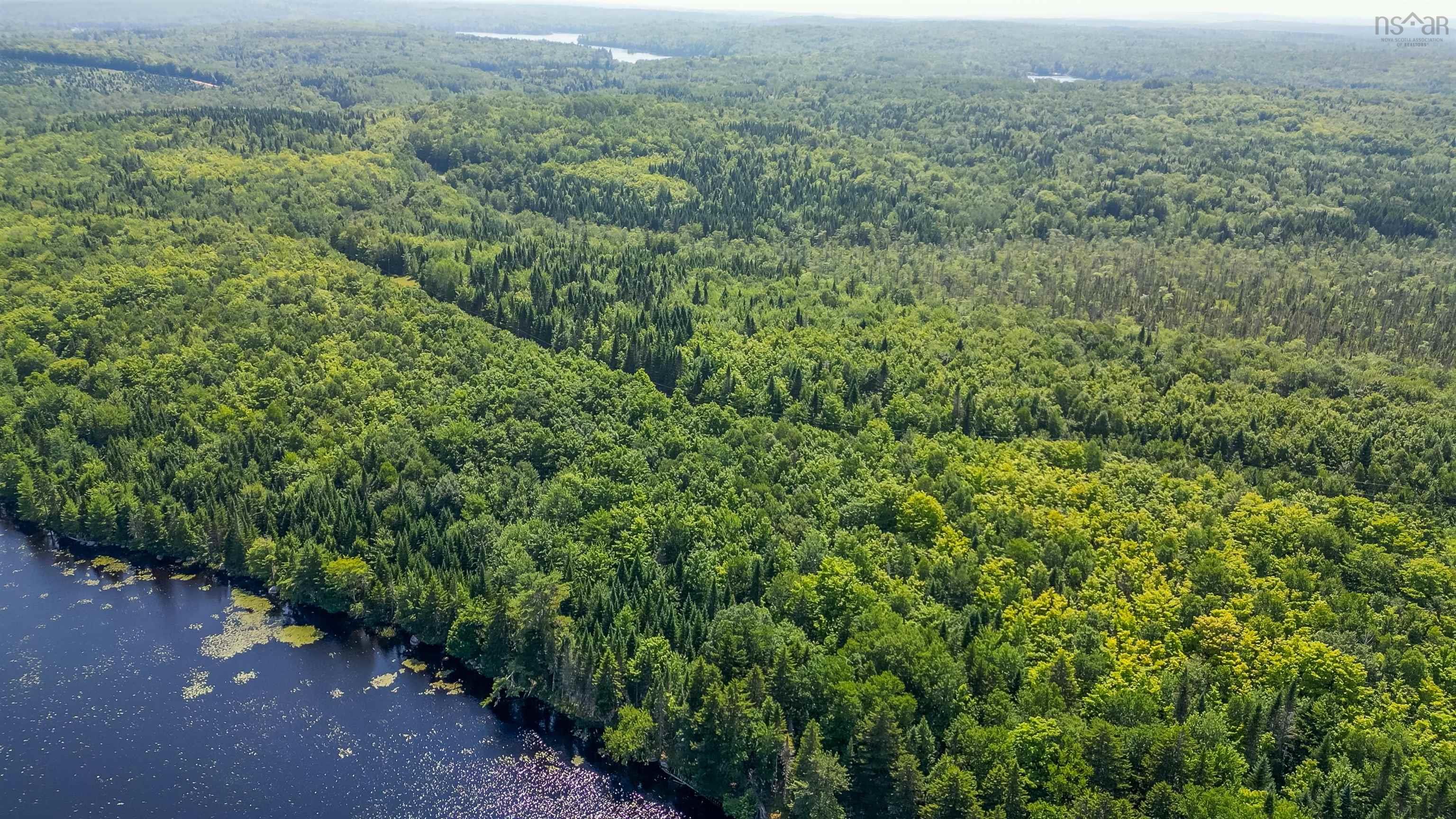 $300,000.00: 8 Red Shirt Road Road, New Russell